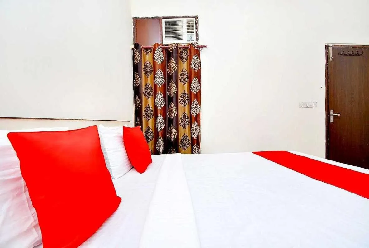 Bedroom, Bed in Hotel O Prince Paradise