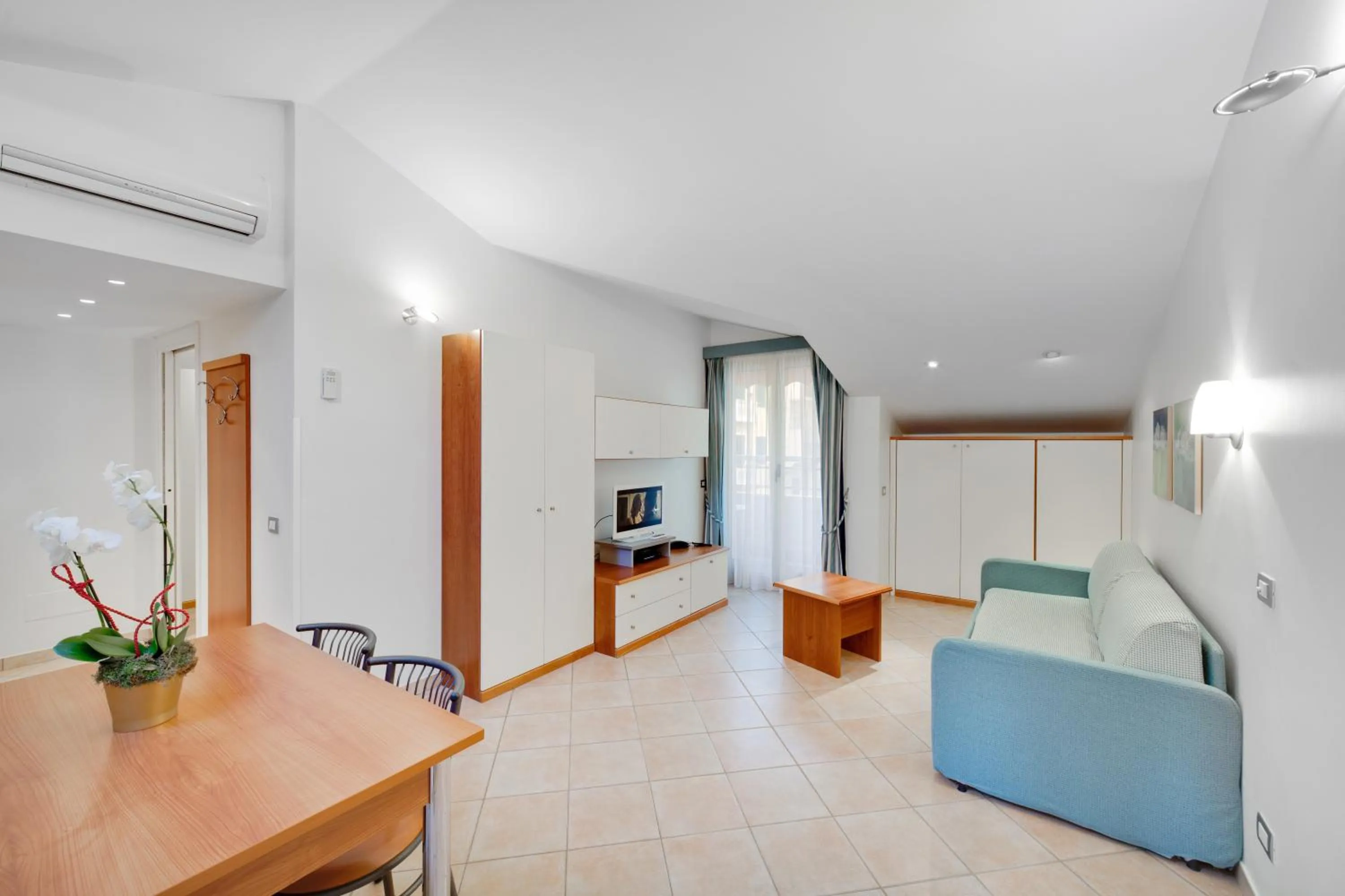 Living room, Bed in Residence Dei Due Porti