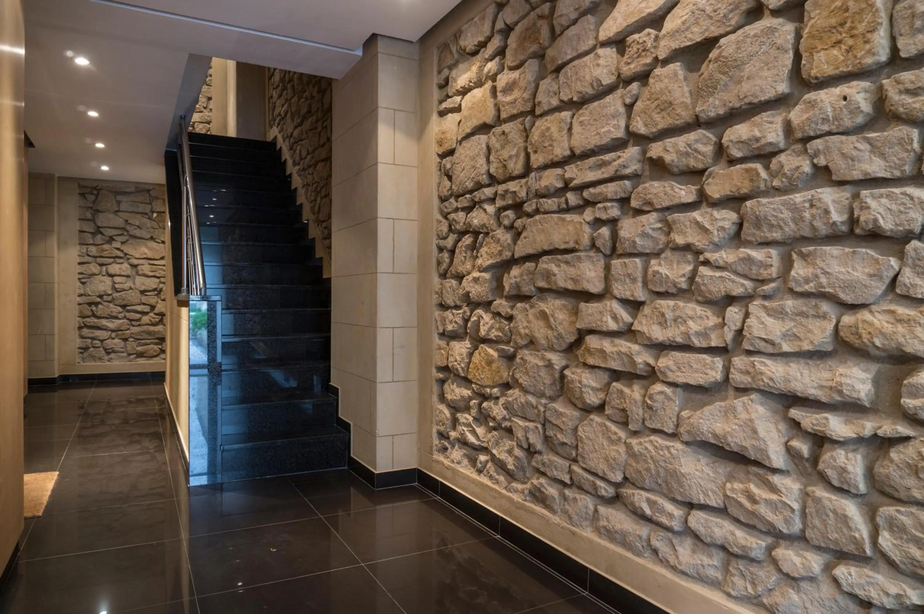 Facade/entrance in The Queen Luxury Apartments - Villa Cortina