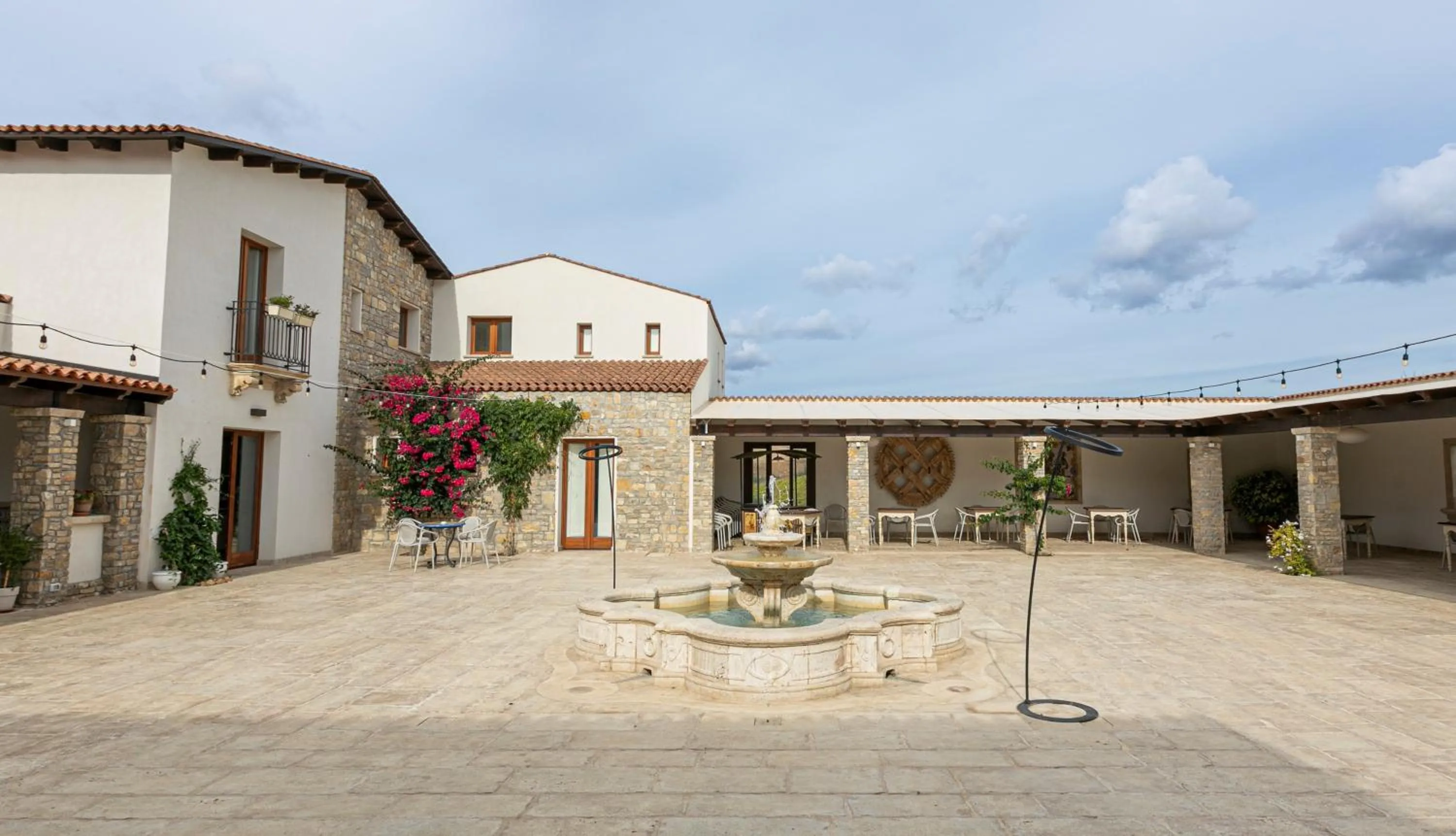 Property building in La Corte del Sole