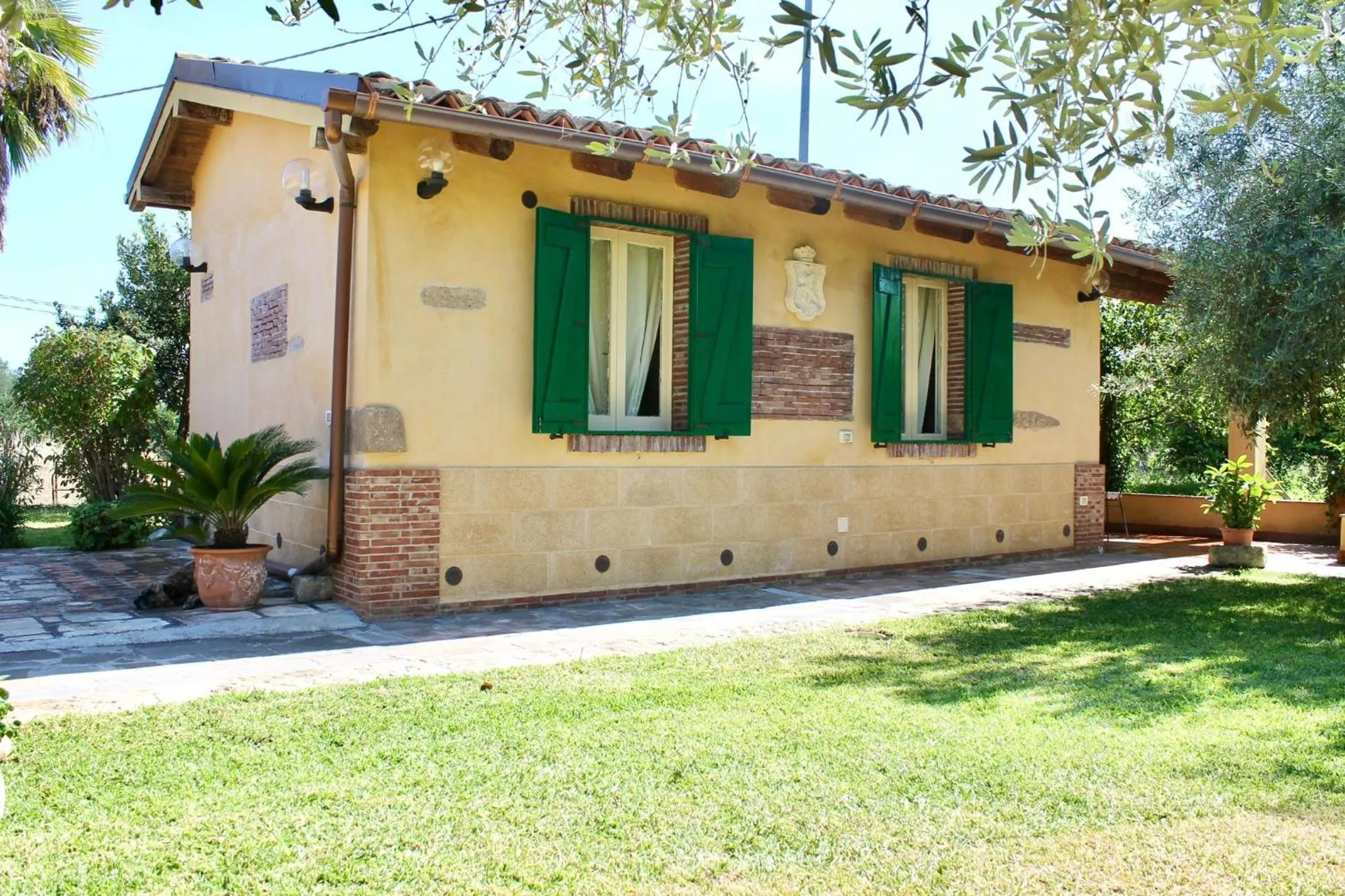 Property building in Case Di Loco Castro