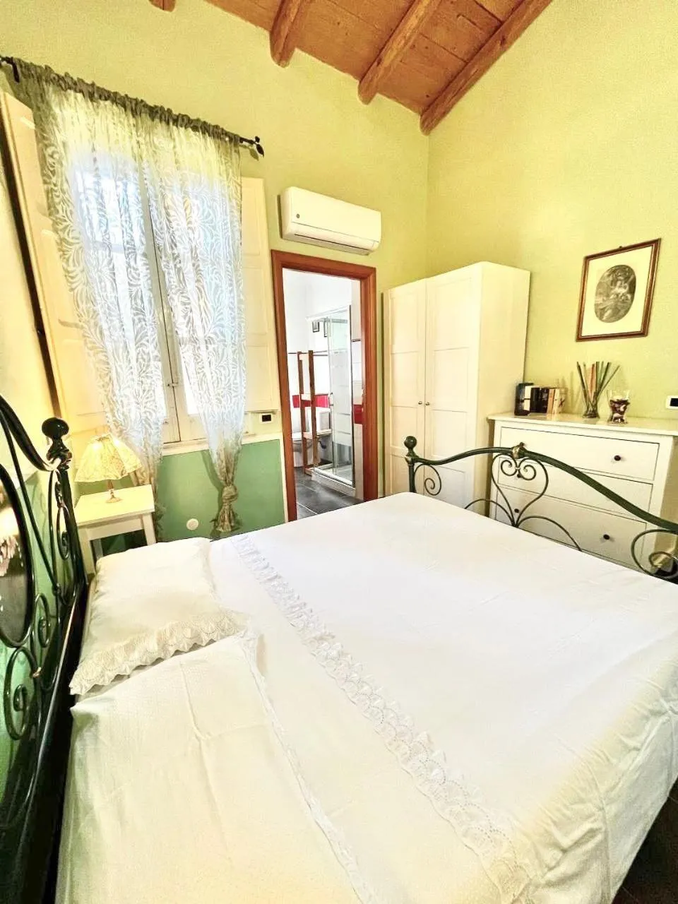Bed in Case Di Loco Castro