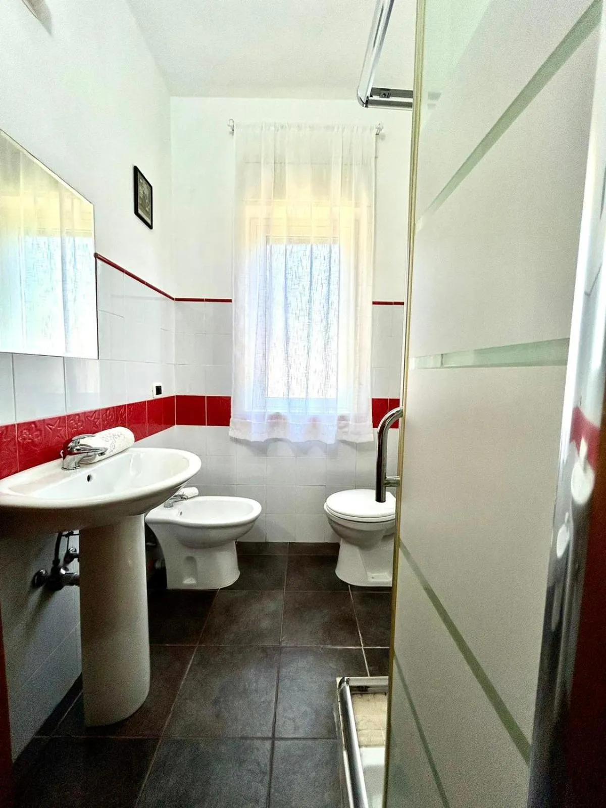 Shower in Case Di Loco Castro
