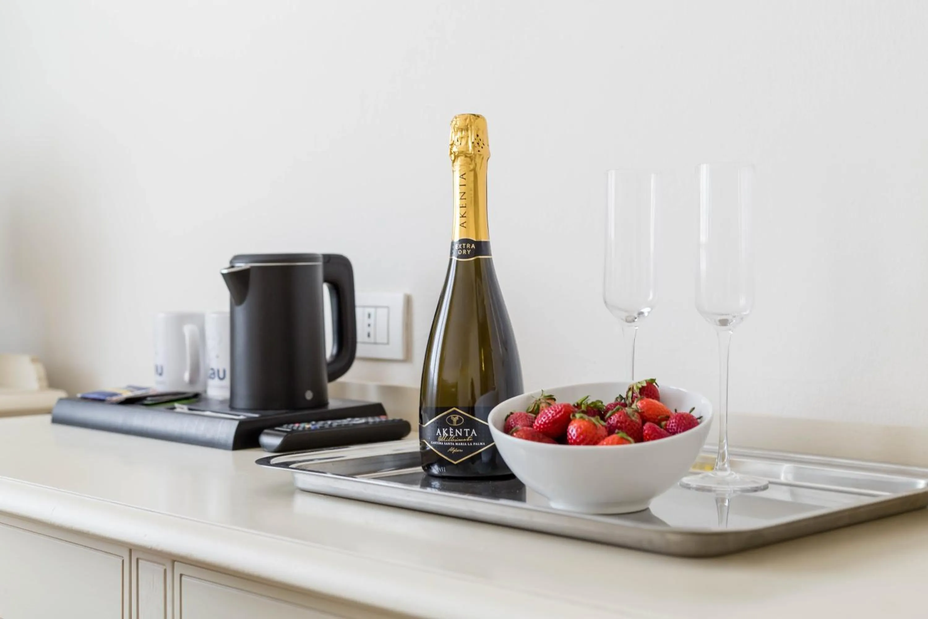 Coffee/tea facilities in Hotel Catalunya
