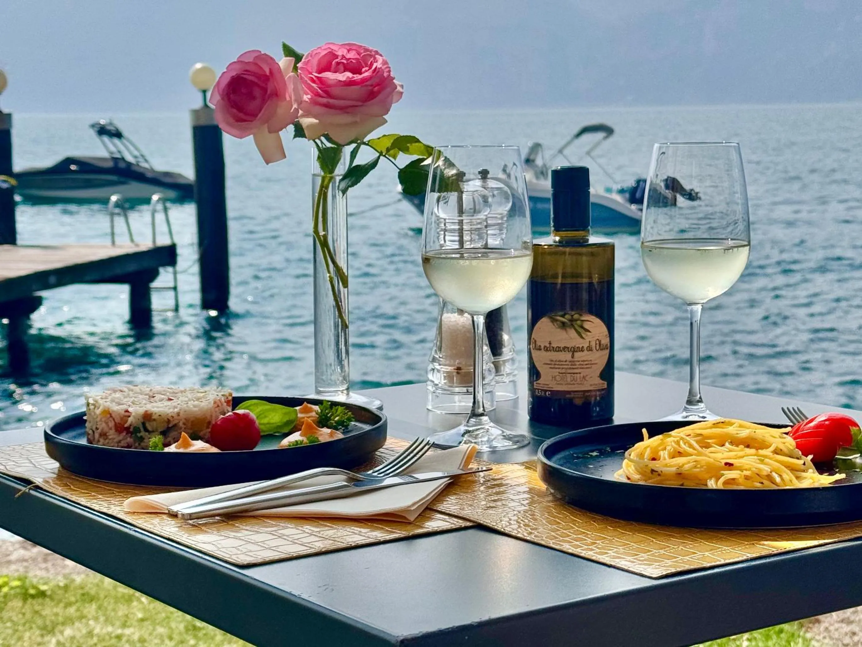 Food and drinks in Hotel Du Lac - Relax Attitude Hotel