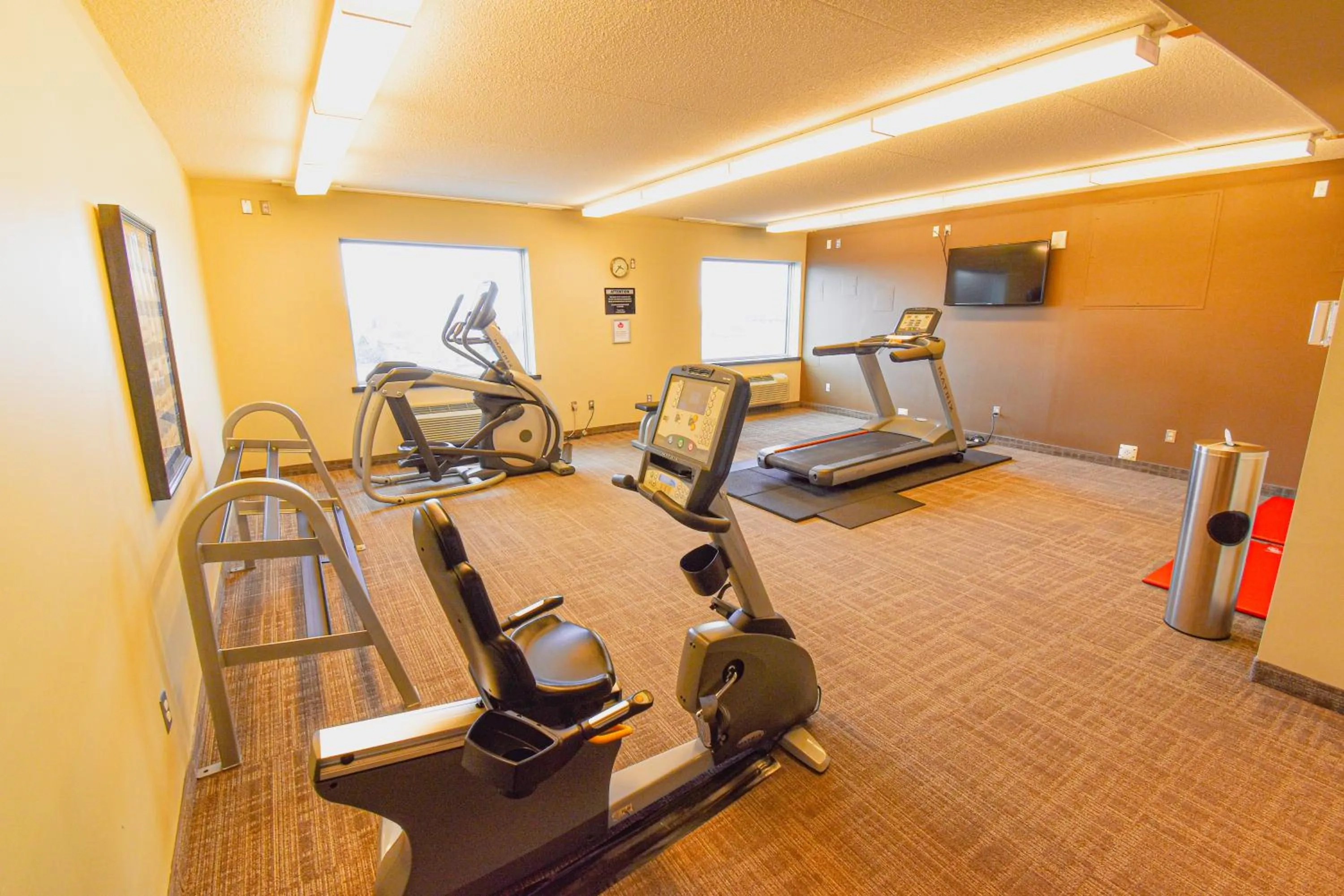 Fitness centre/facilities in Canad Inns Health Sciences Centre