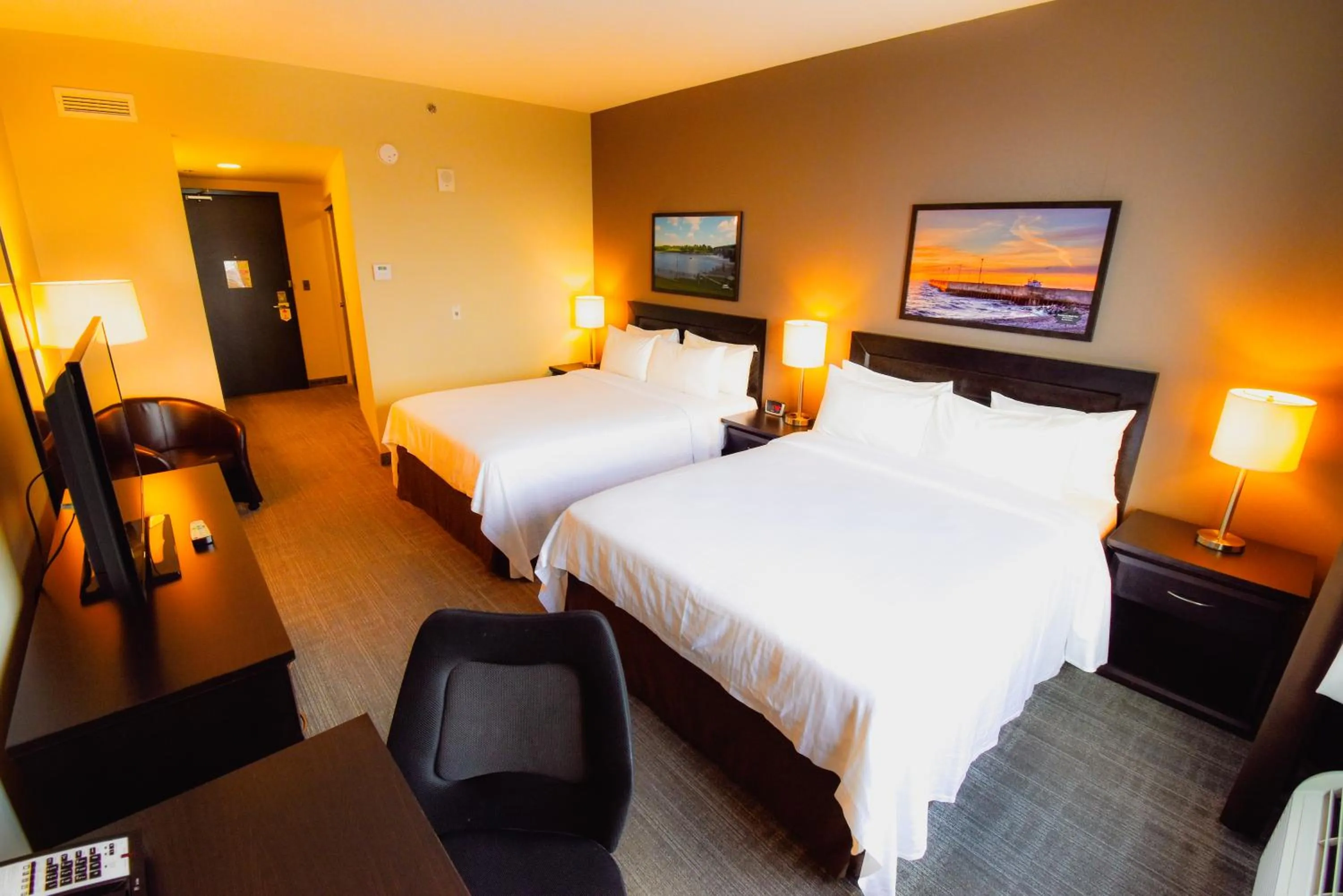 Photo of the whole room, Bed in Canad Inns Health Sciences Centre