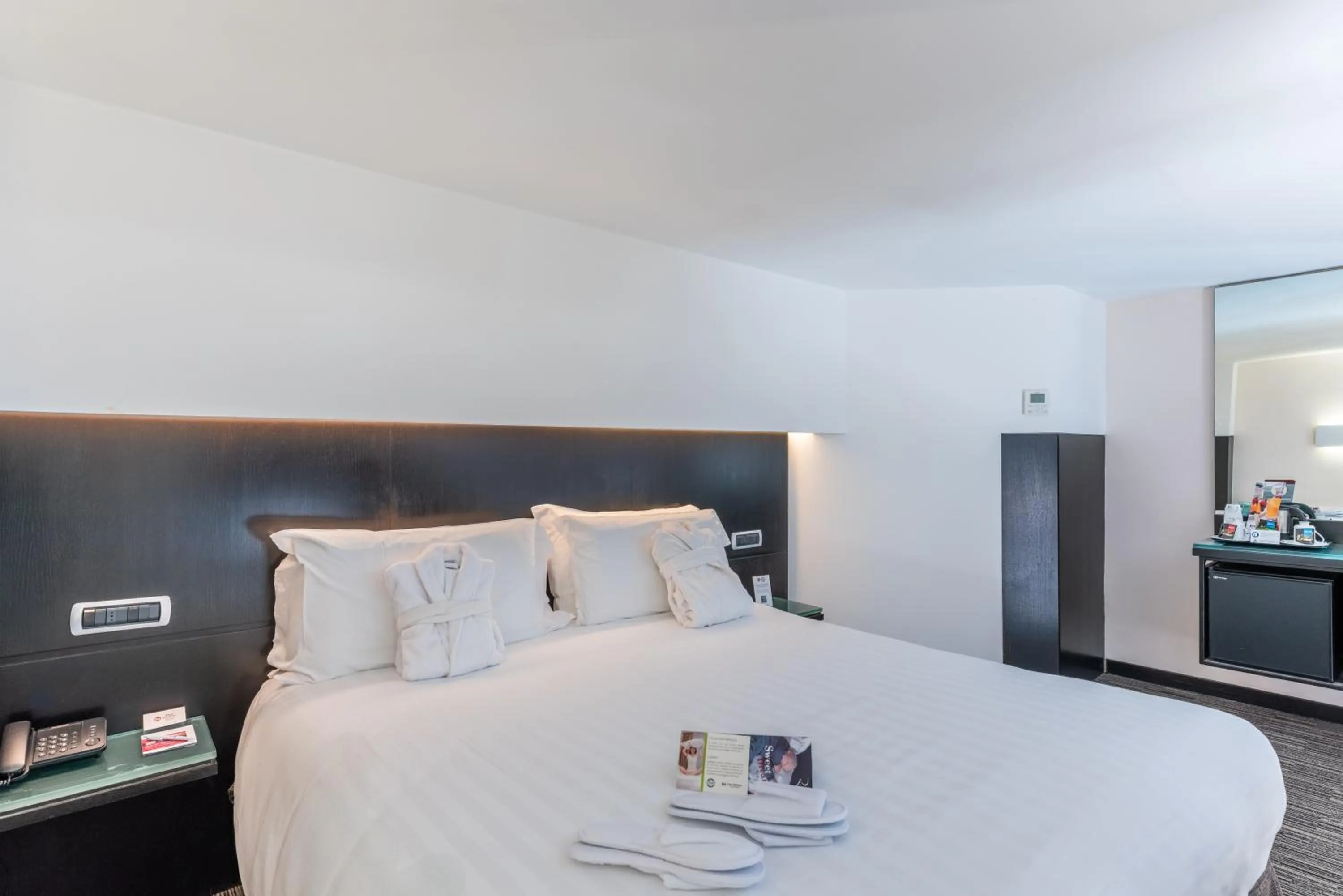 Bedroom, Bed in Best Western Plus Hotel Universo