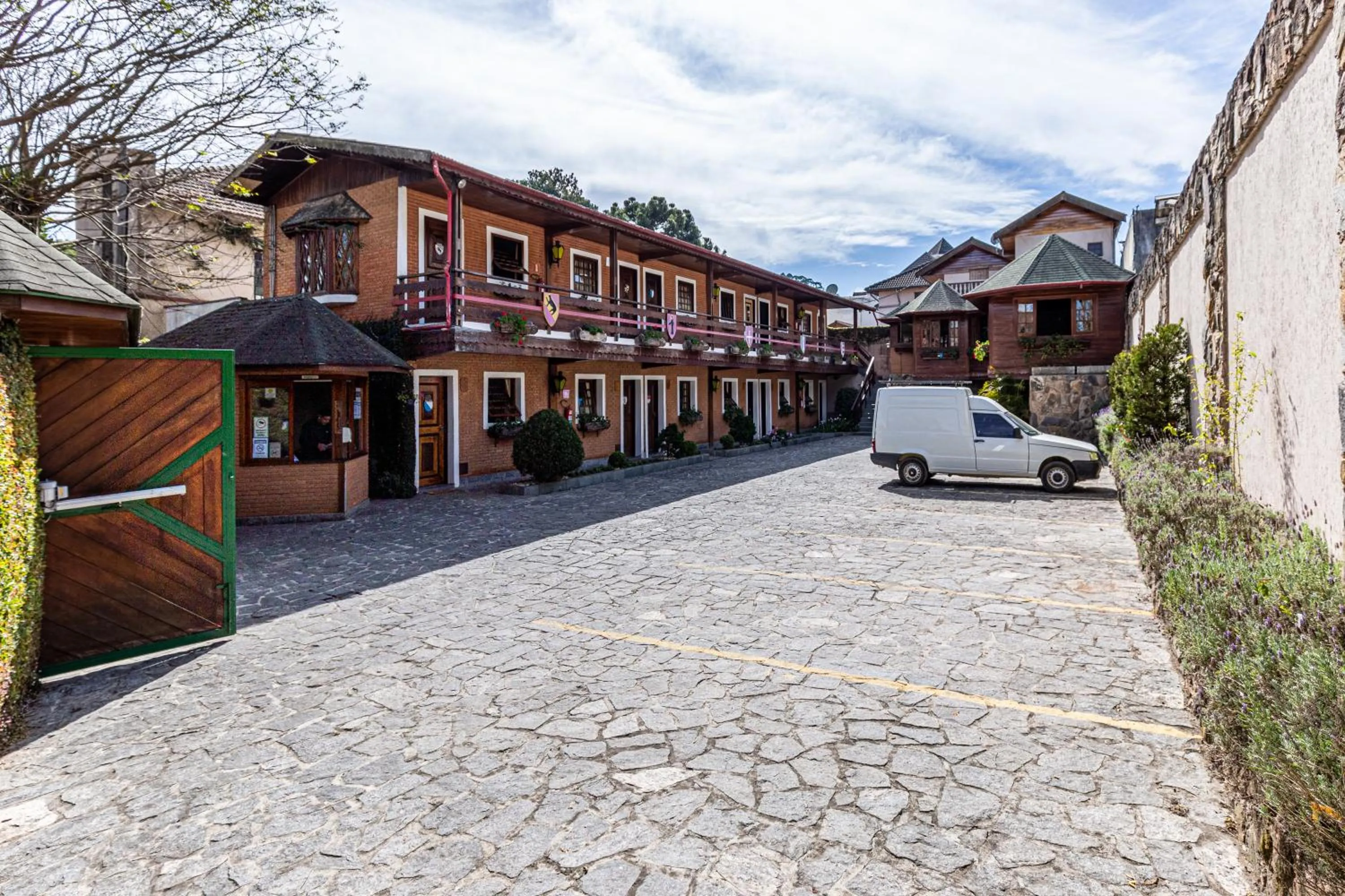 Property building in Pousada Saint Gallen