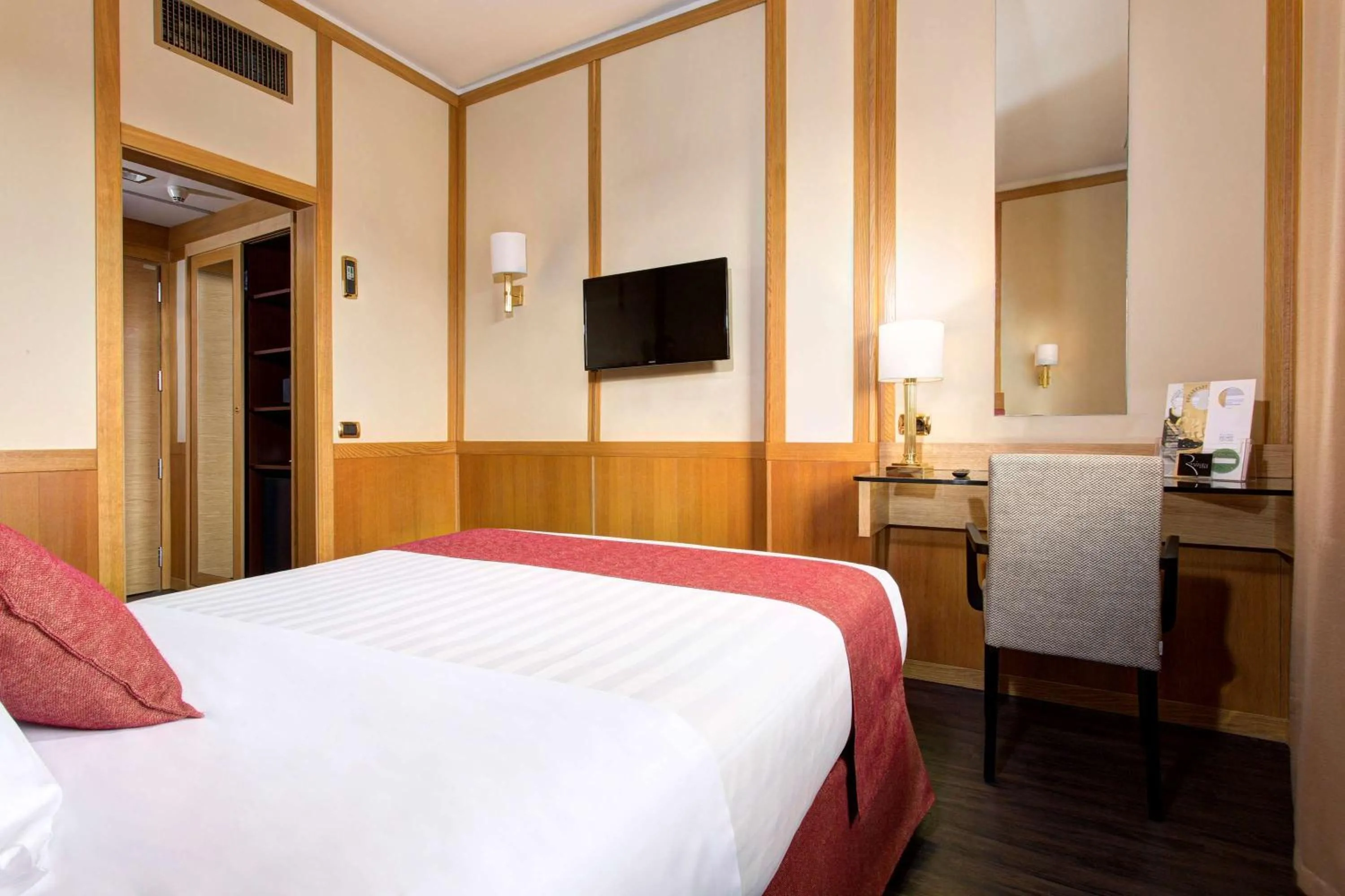 Bedroom in Best Western Hotel President - Colosseo