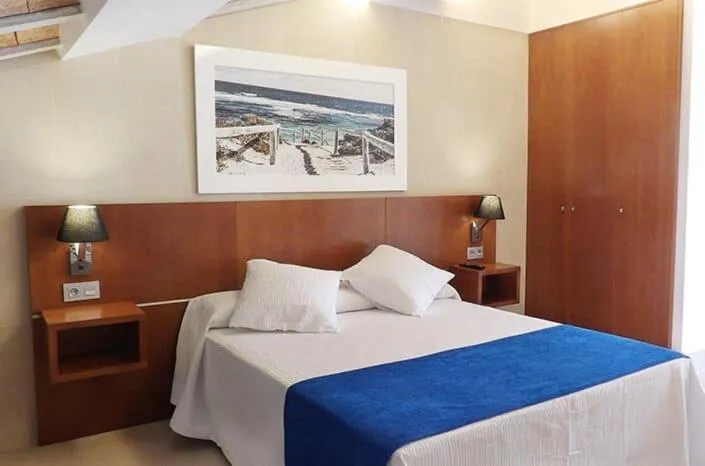 Photo of the whole room in HOTEL ISLA PLANA