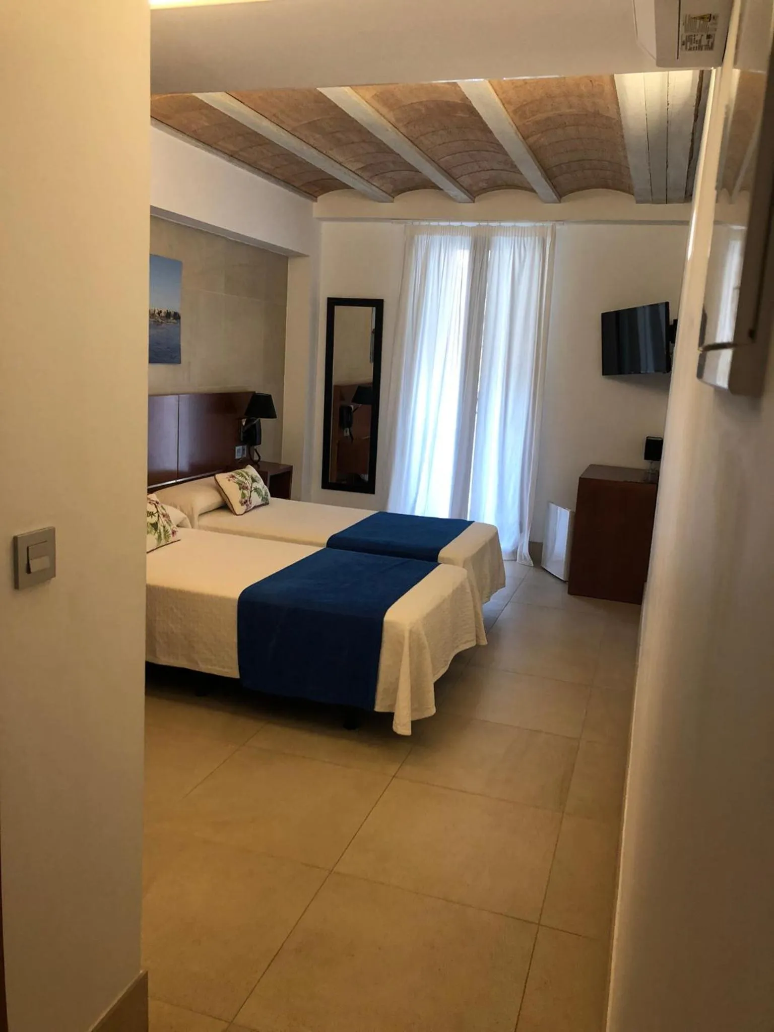 Bed in HOTEL ISLA PLANA