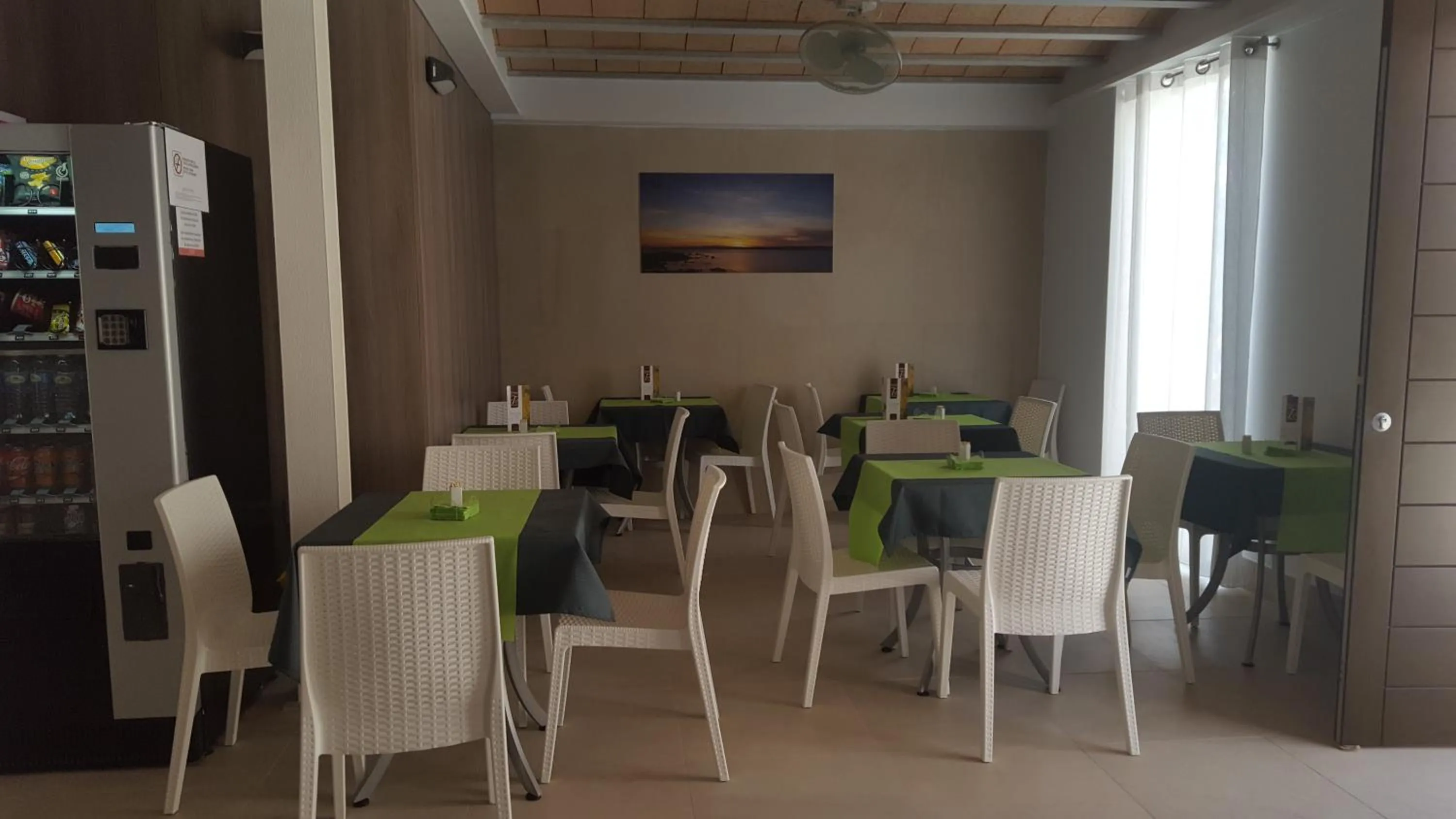 Lounge or bar in HOTEL ISLA PLANA