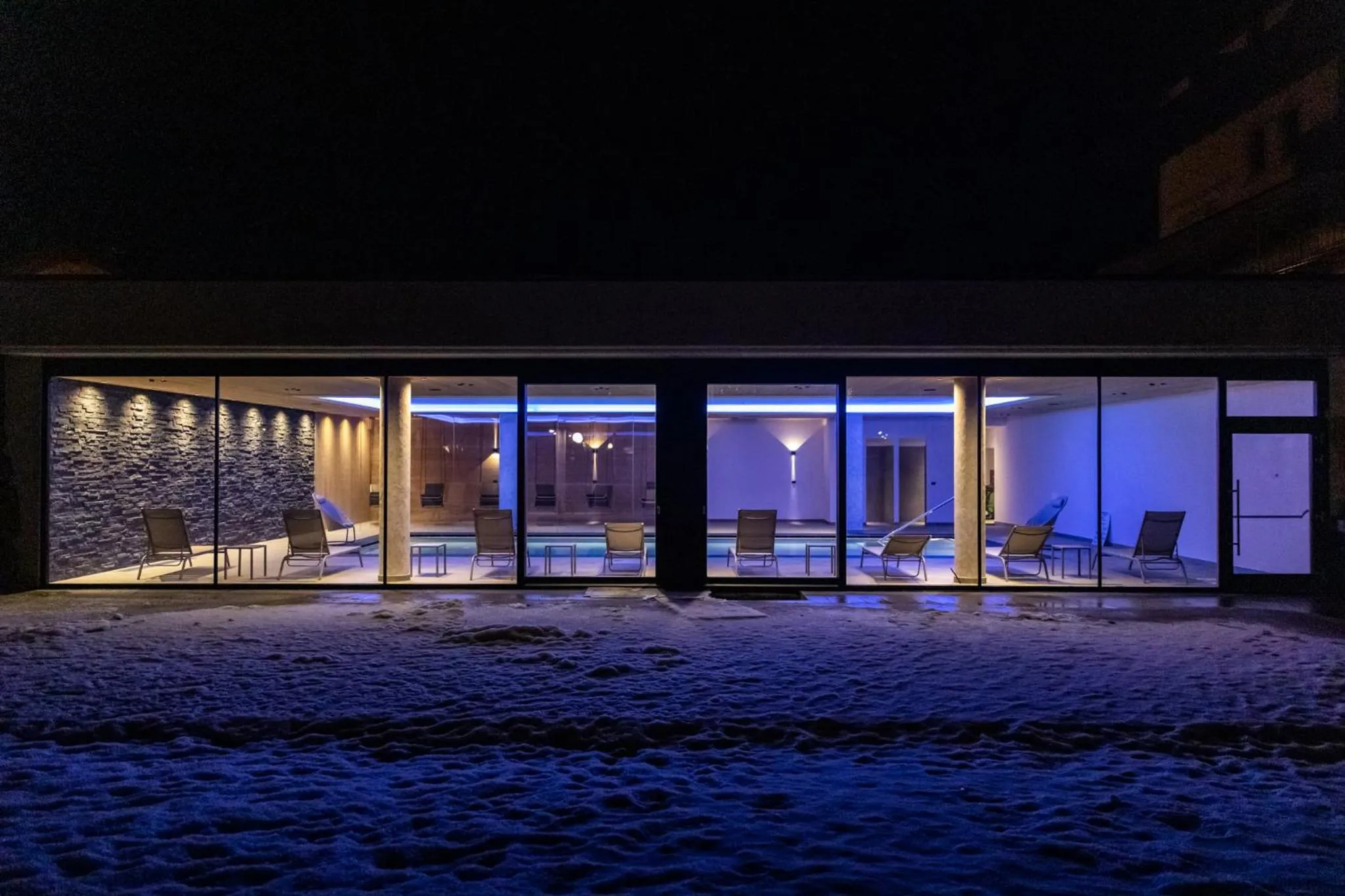 Swimming pool in Monaco Sport Hotel