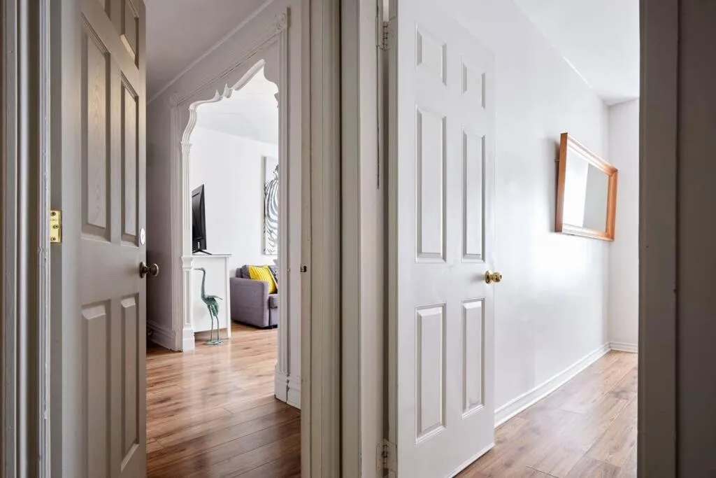 Photo of the whole room in MtlVacationRentals - MTL ZOO