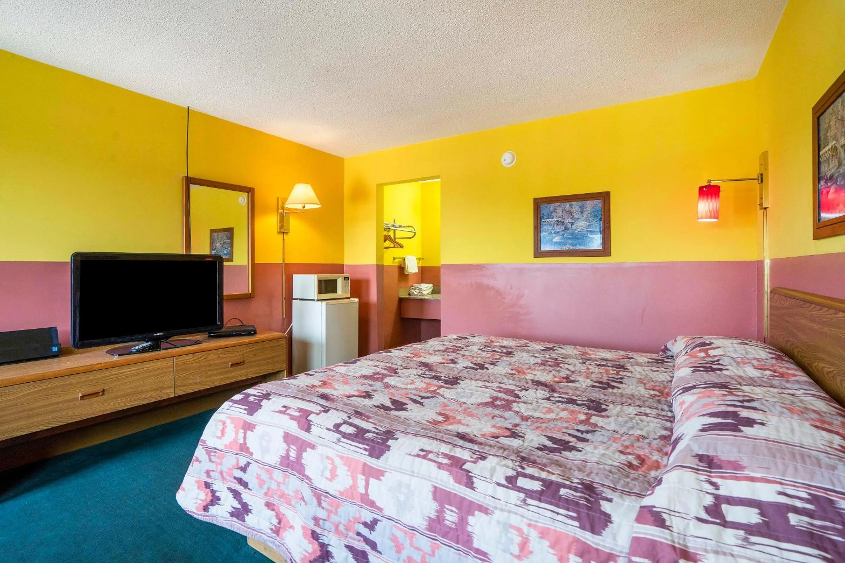 Bedroom, Bed in OYO Hotel Opp AL, Floral Hwy