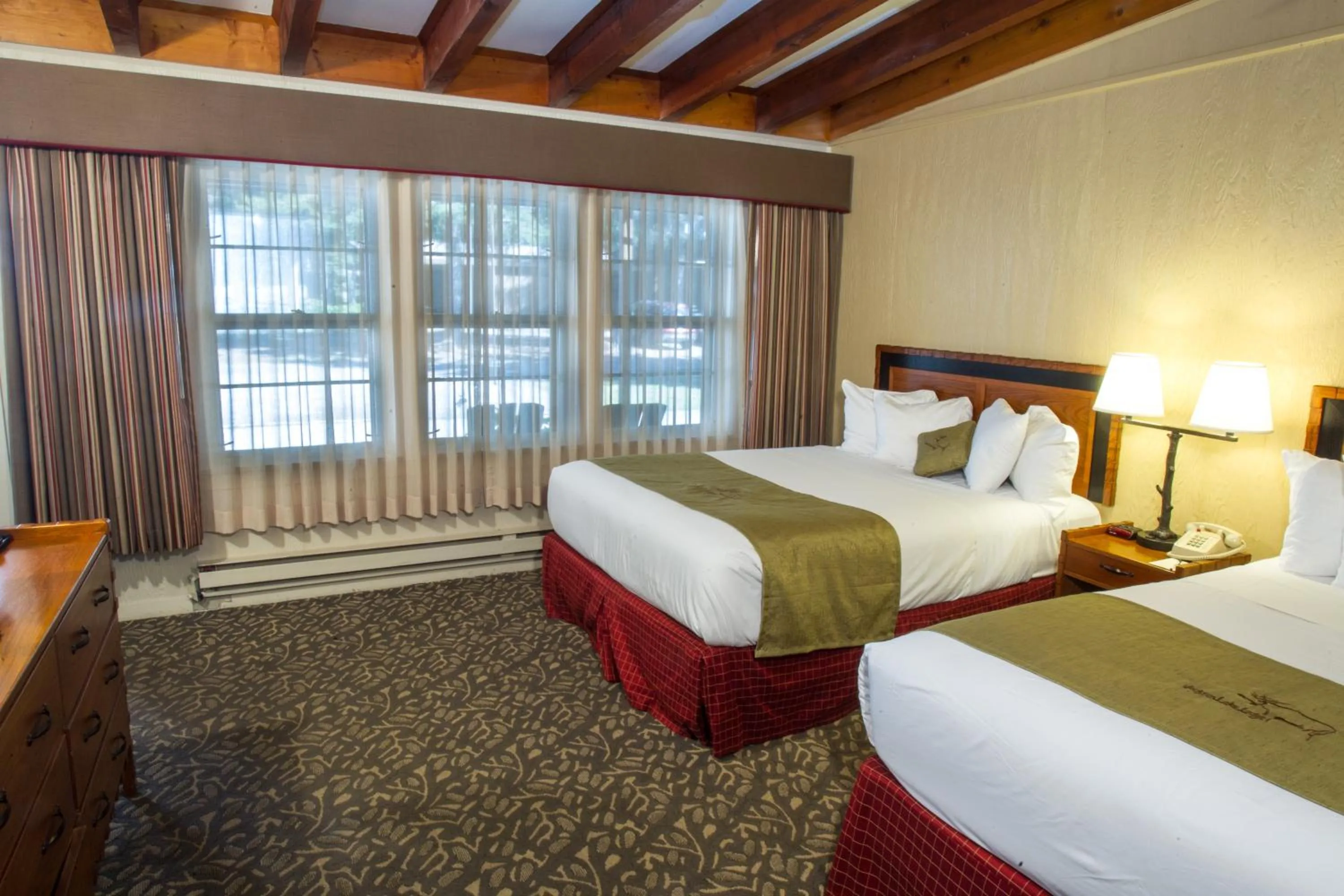 Bedroom, Bed in Jackson Lake Lodge