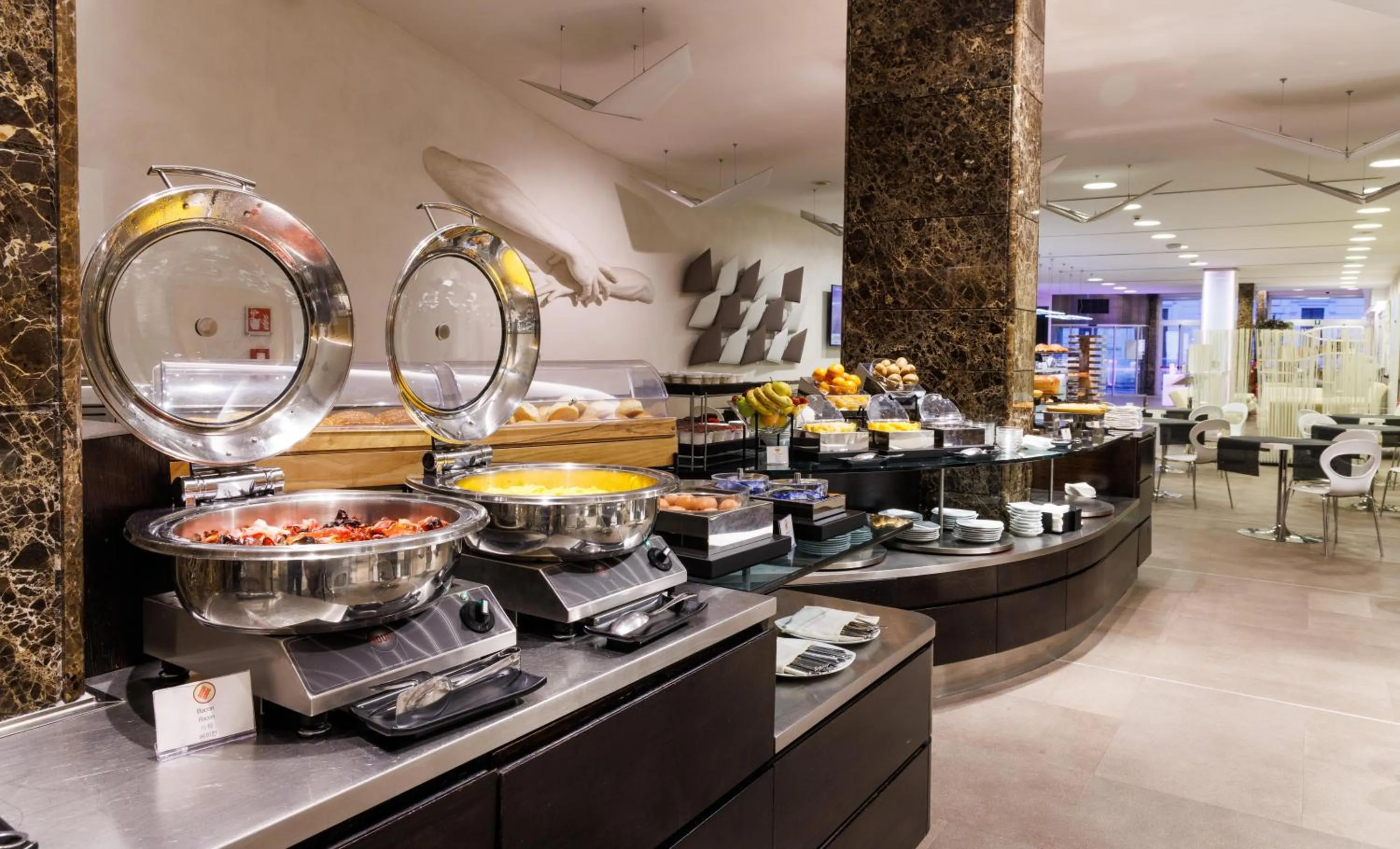 Restaurant/places to eat in Best Western Premier Hotel Royal Santina