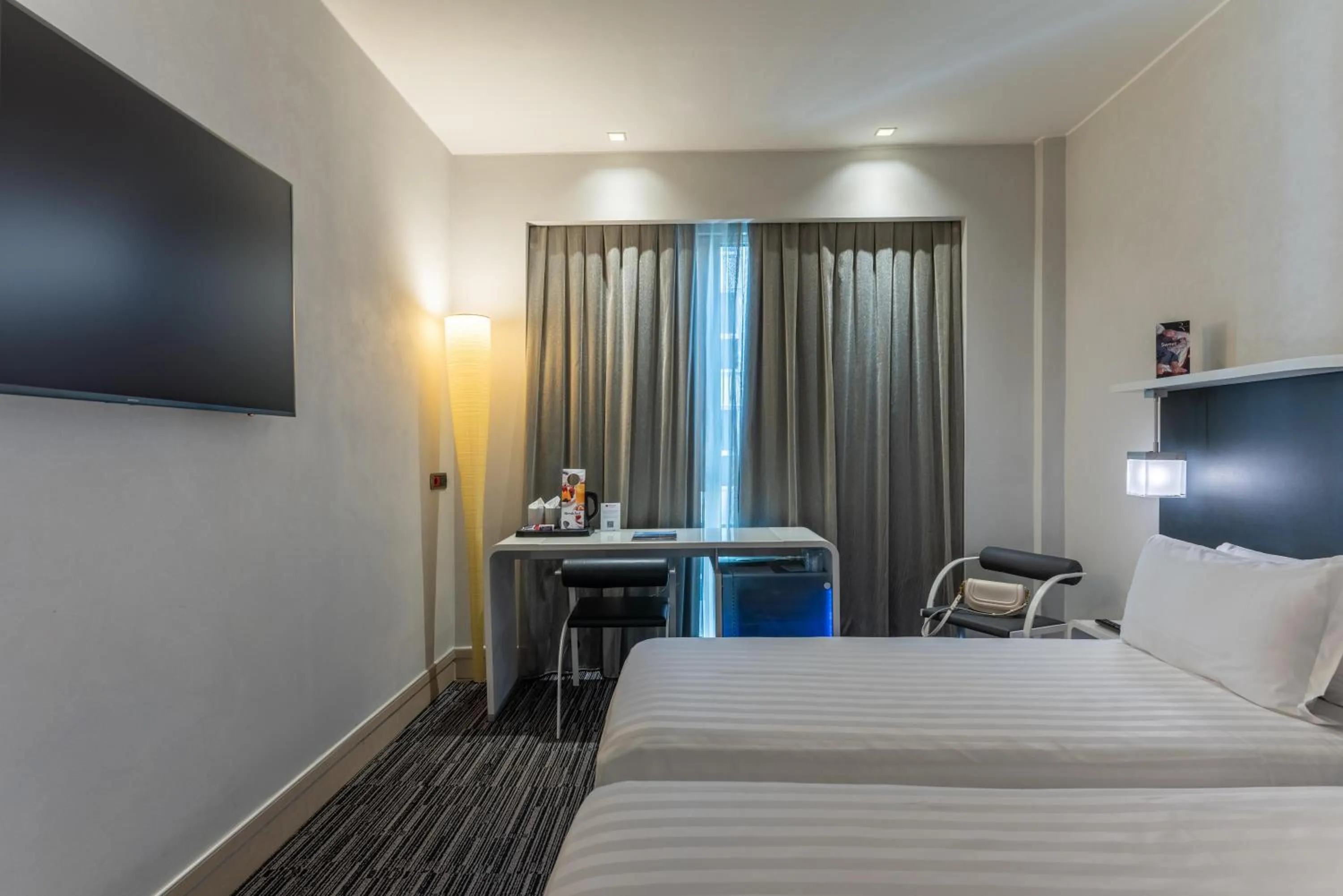 Photo of the whole room, Bed in Best Western Premier Hotel Royal Santina