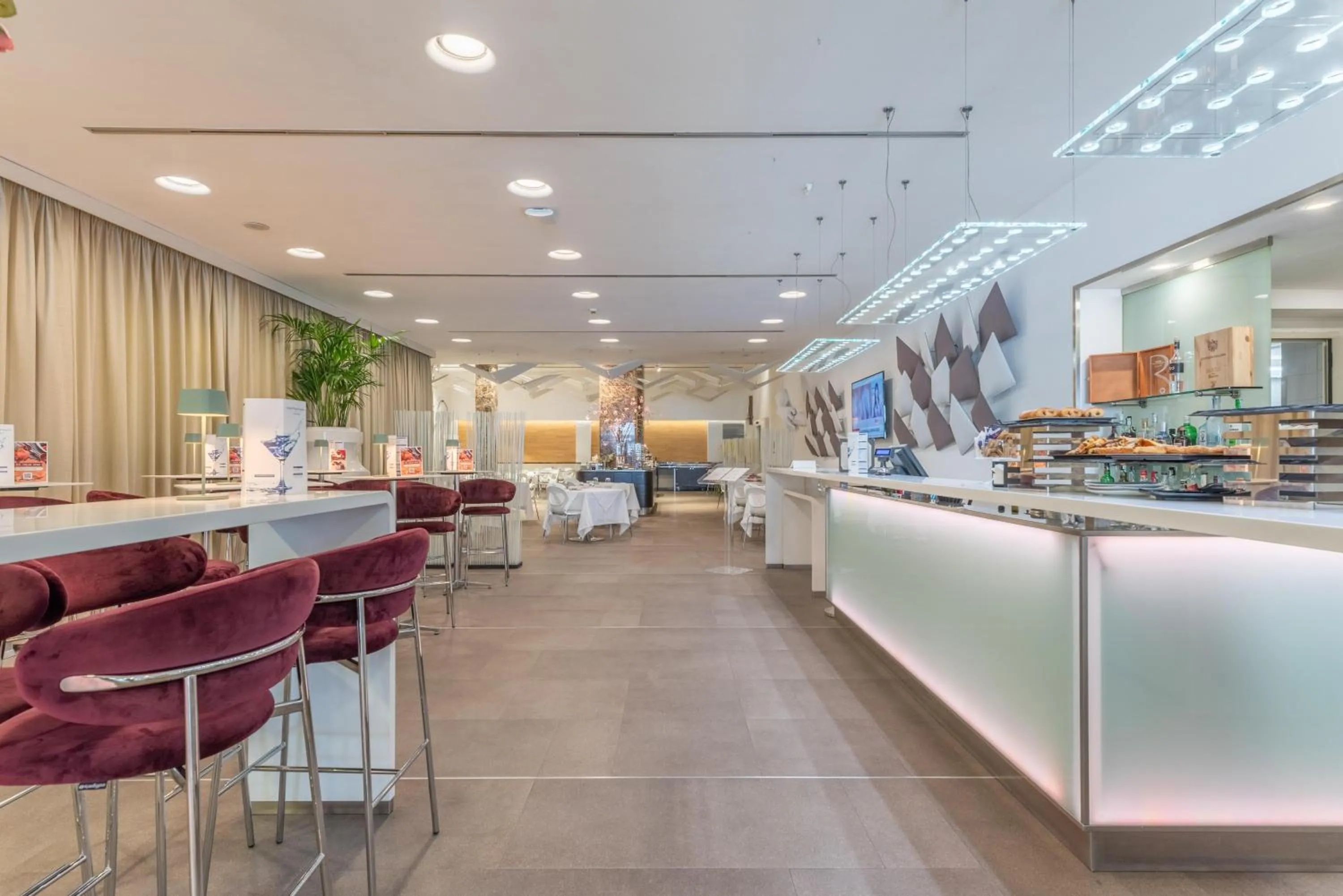 Lounge or bar in Best Western Premier Hotel Royal Santina