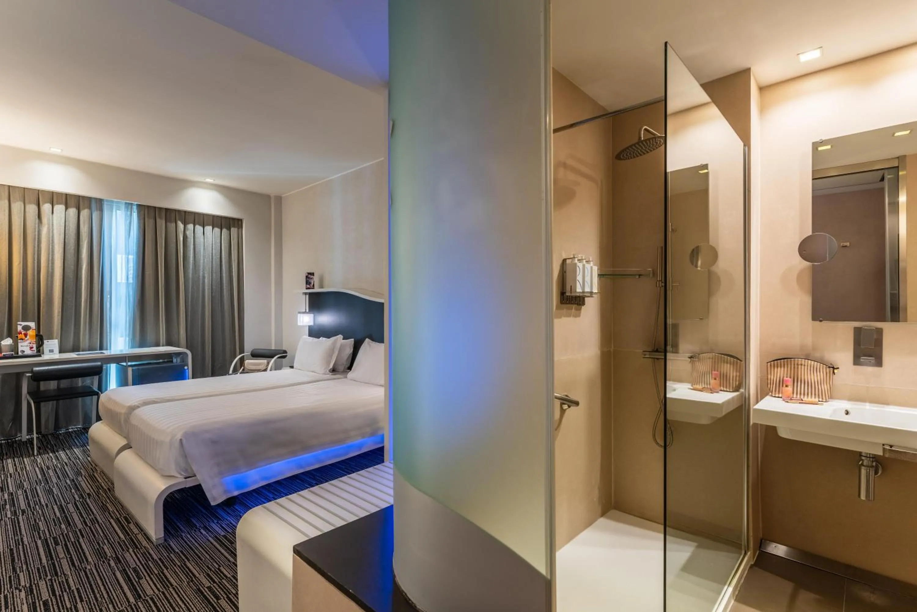 Photo of the whole room, Bed in Best Western Premier Hotel Royal Santina