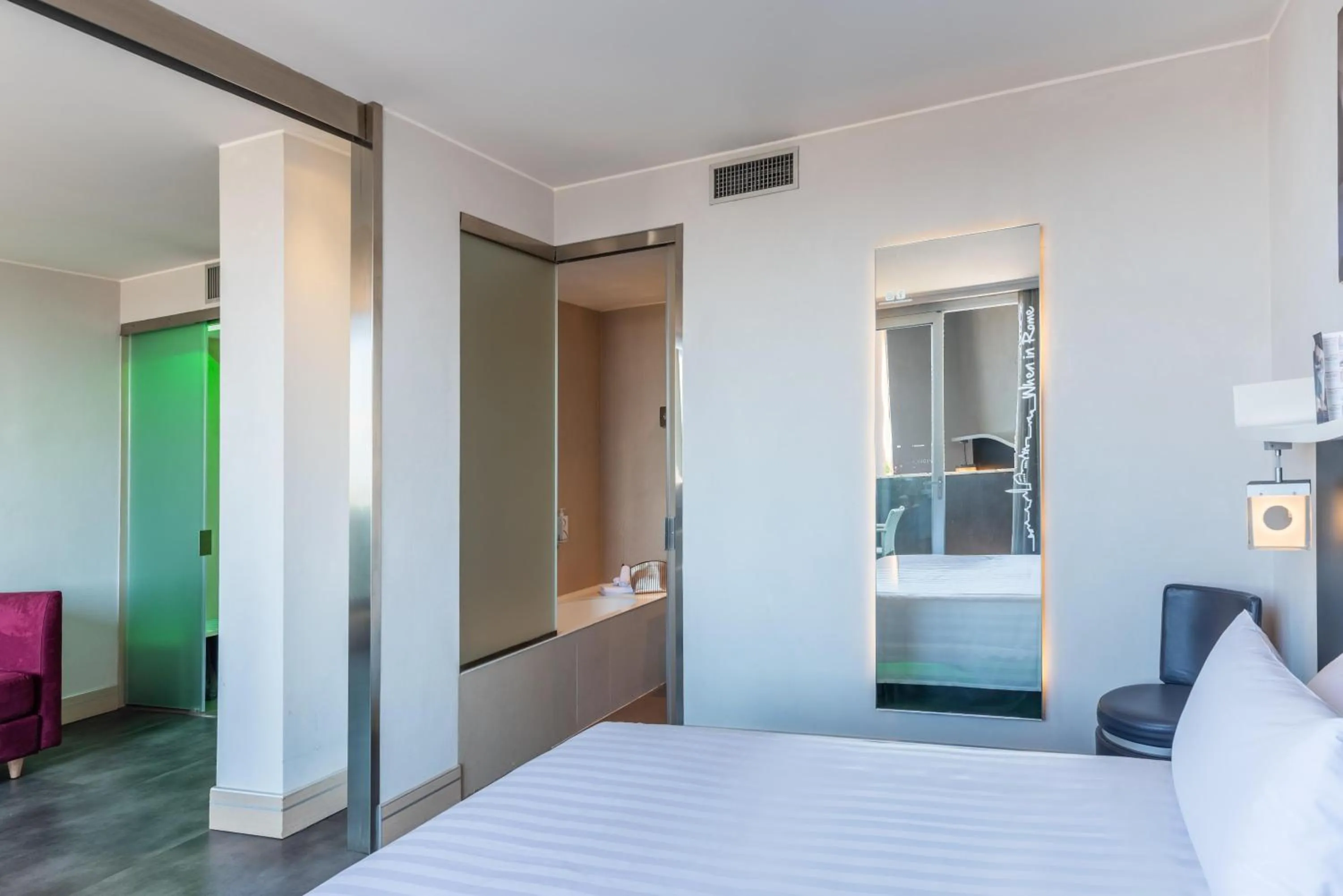 Photo of the whole room, Bed in Best Western Premier Hotel Royal Santina