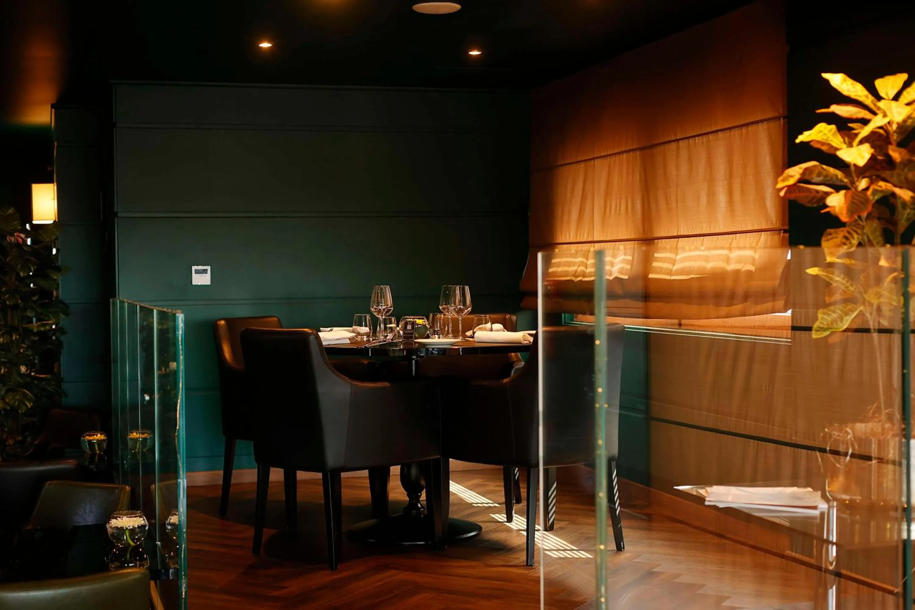 Restaurant/places to eat in Radisson Blu GHR Rome