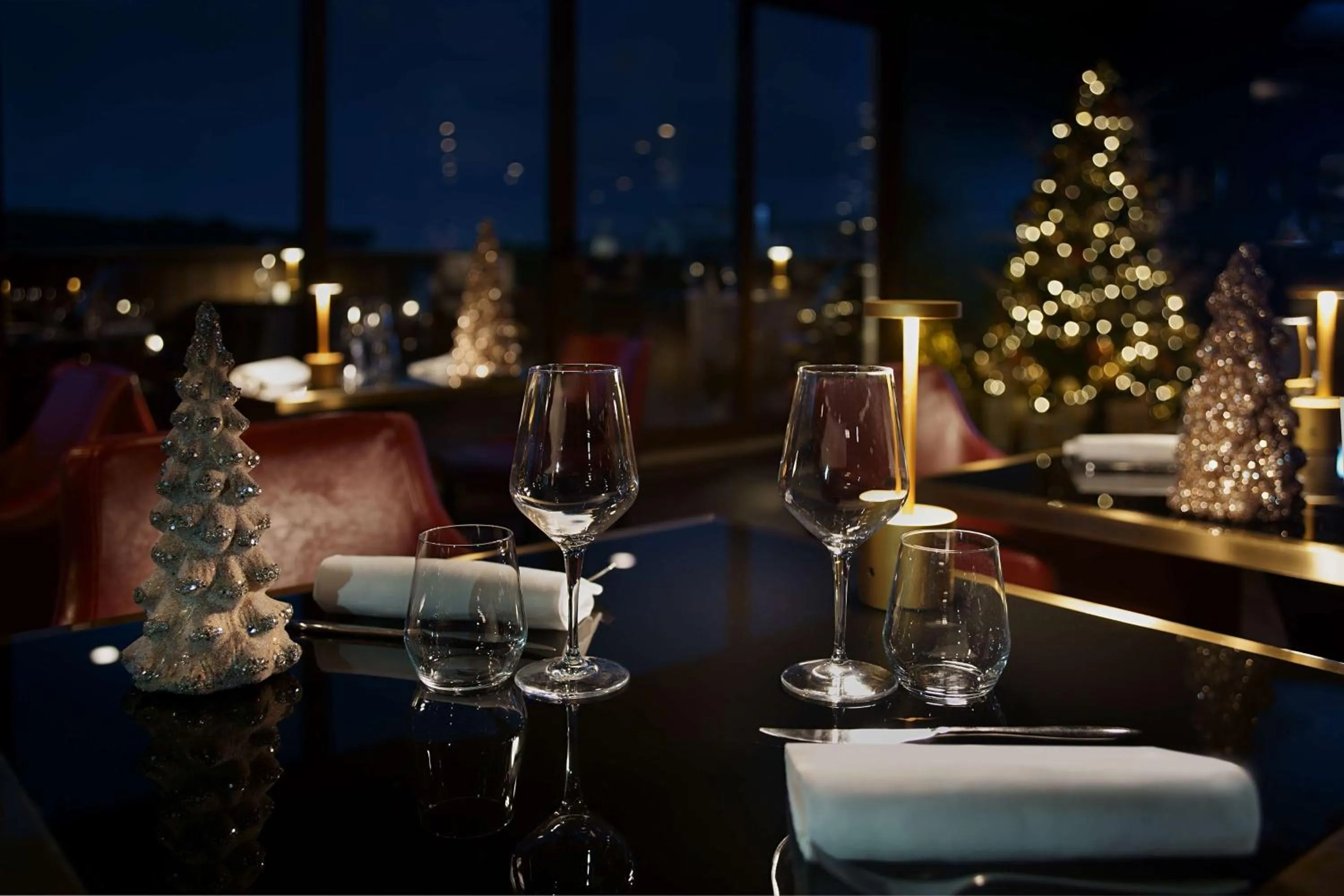 Restaurant/places to eat in Radisson Blu GHR Rome