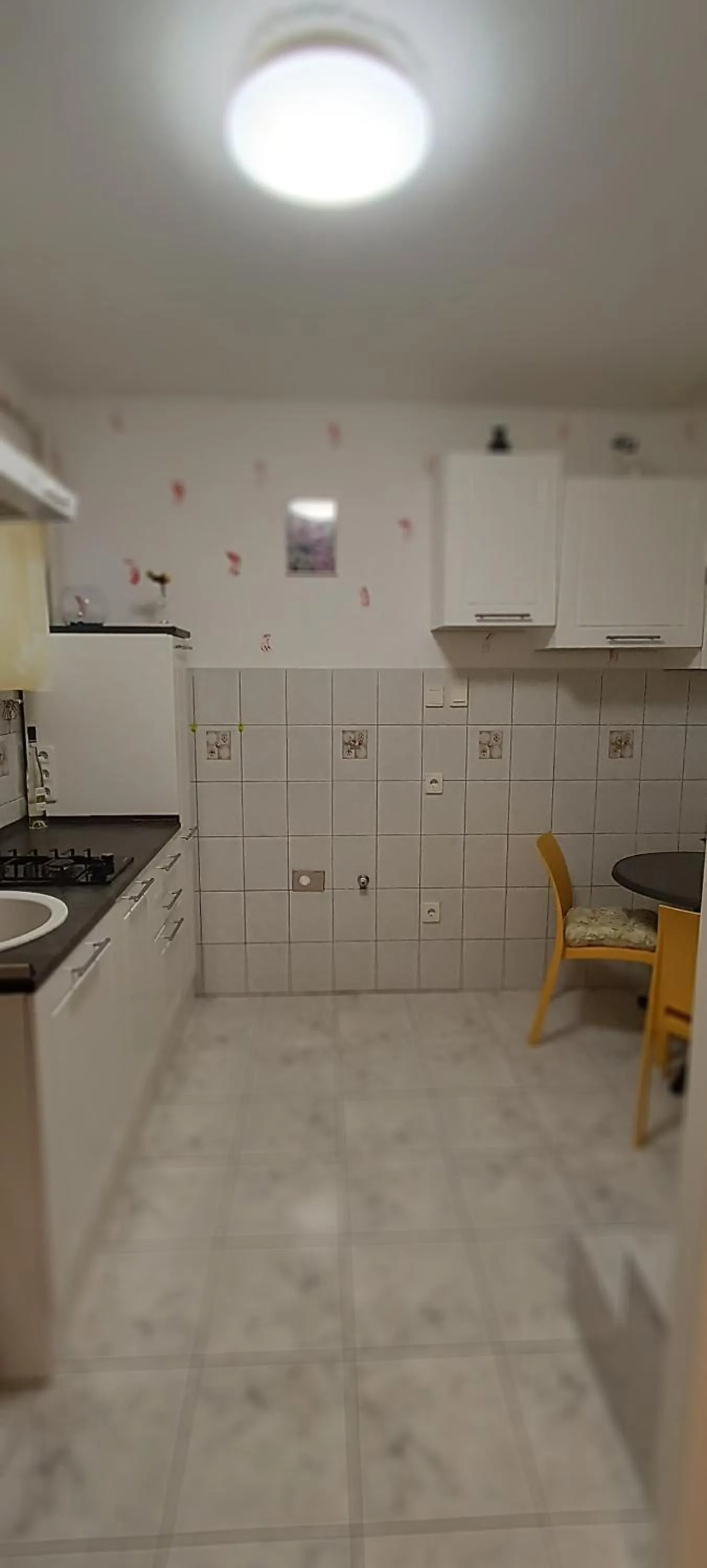 Kitchen or kitchenette in Valloris Apartments