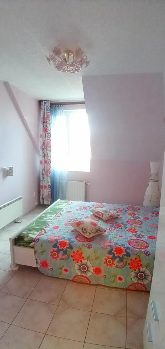 Bedroom, Bed in Valloris Apartments