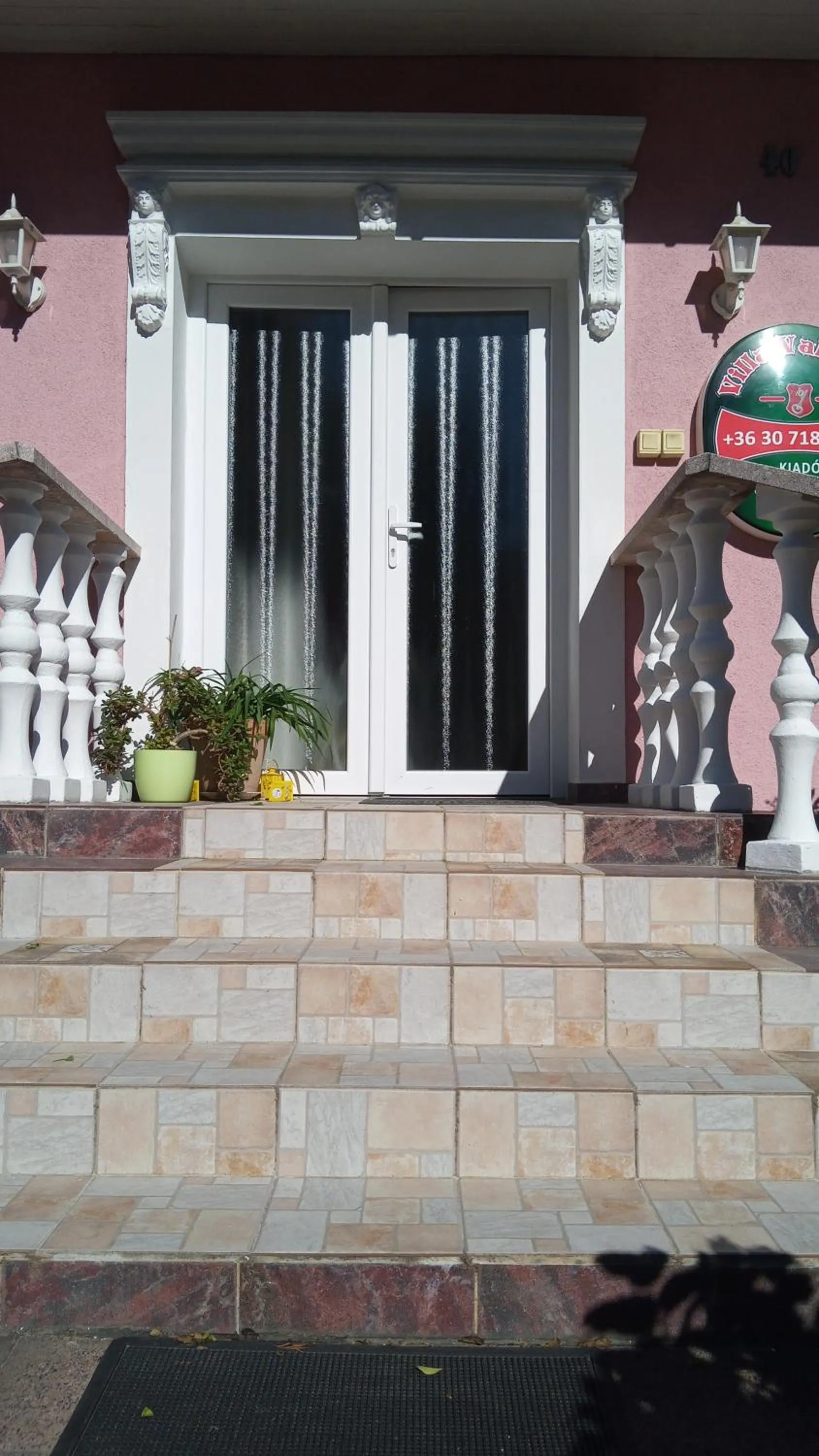 Facade/entrance in Valloris Apartments