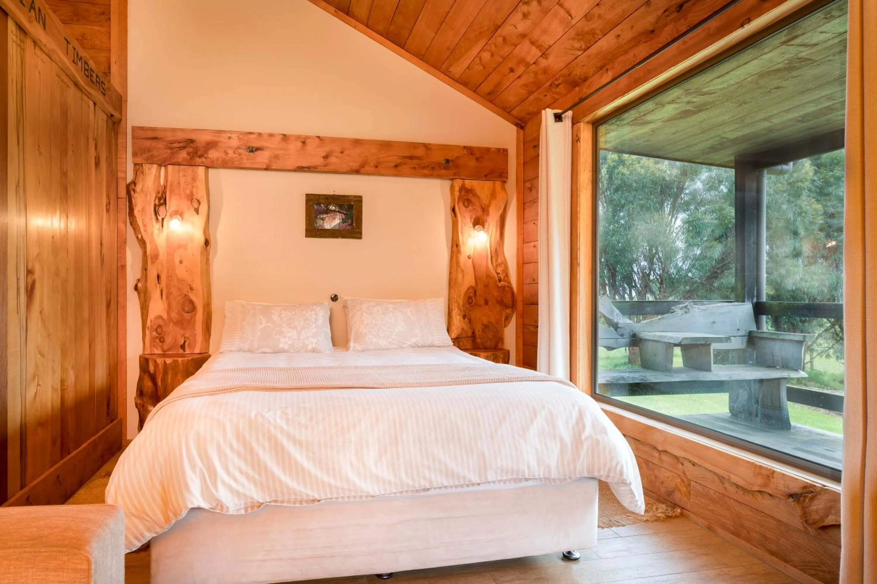 Bedroom, Bed in Rustic Hut Bush Retreat
