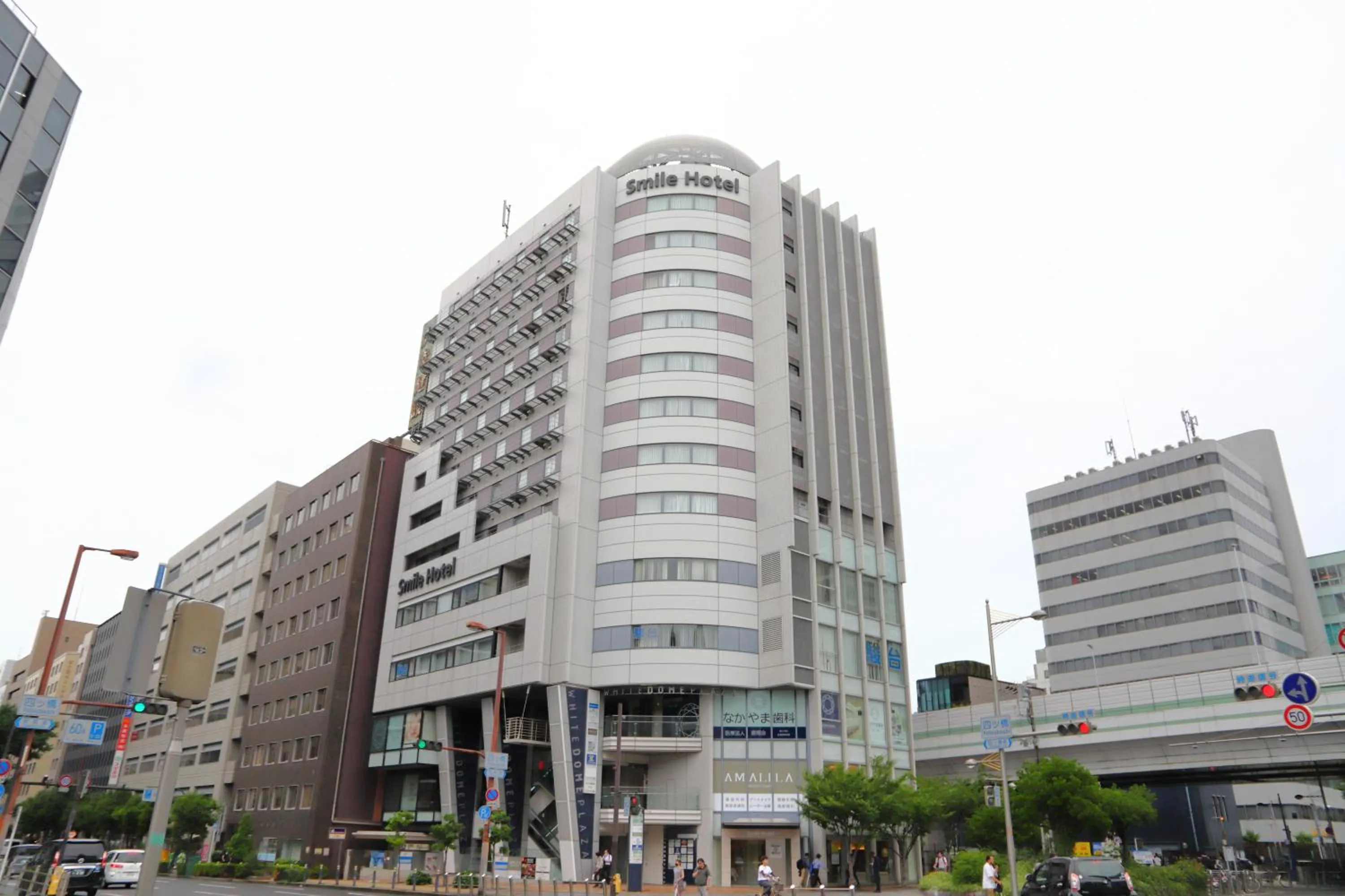 Property building in Smile Hotel Osaka Yotsubashi