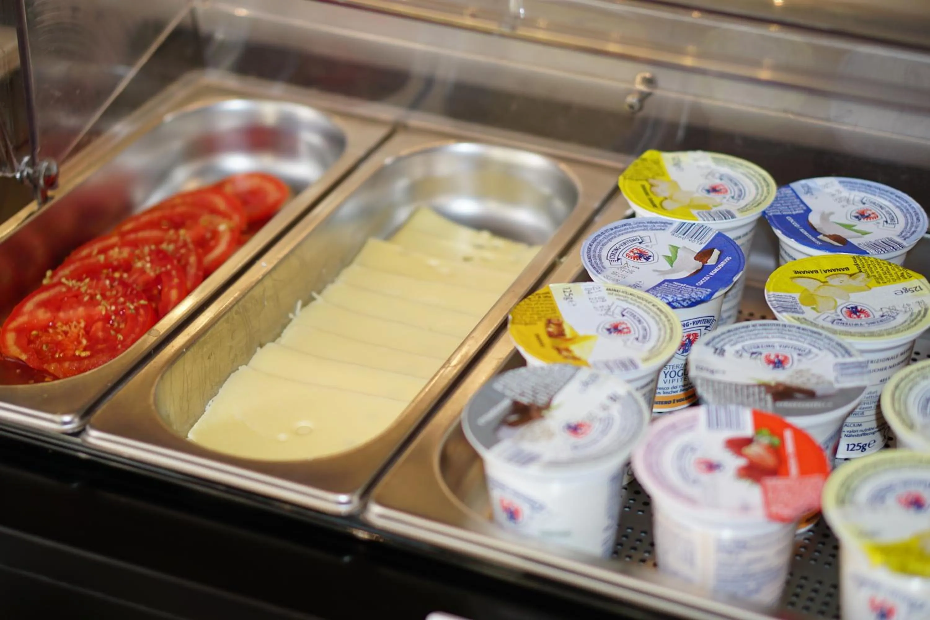 Continental breakfast in Hotel Martini