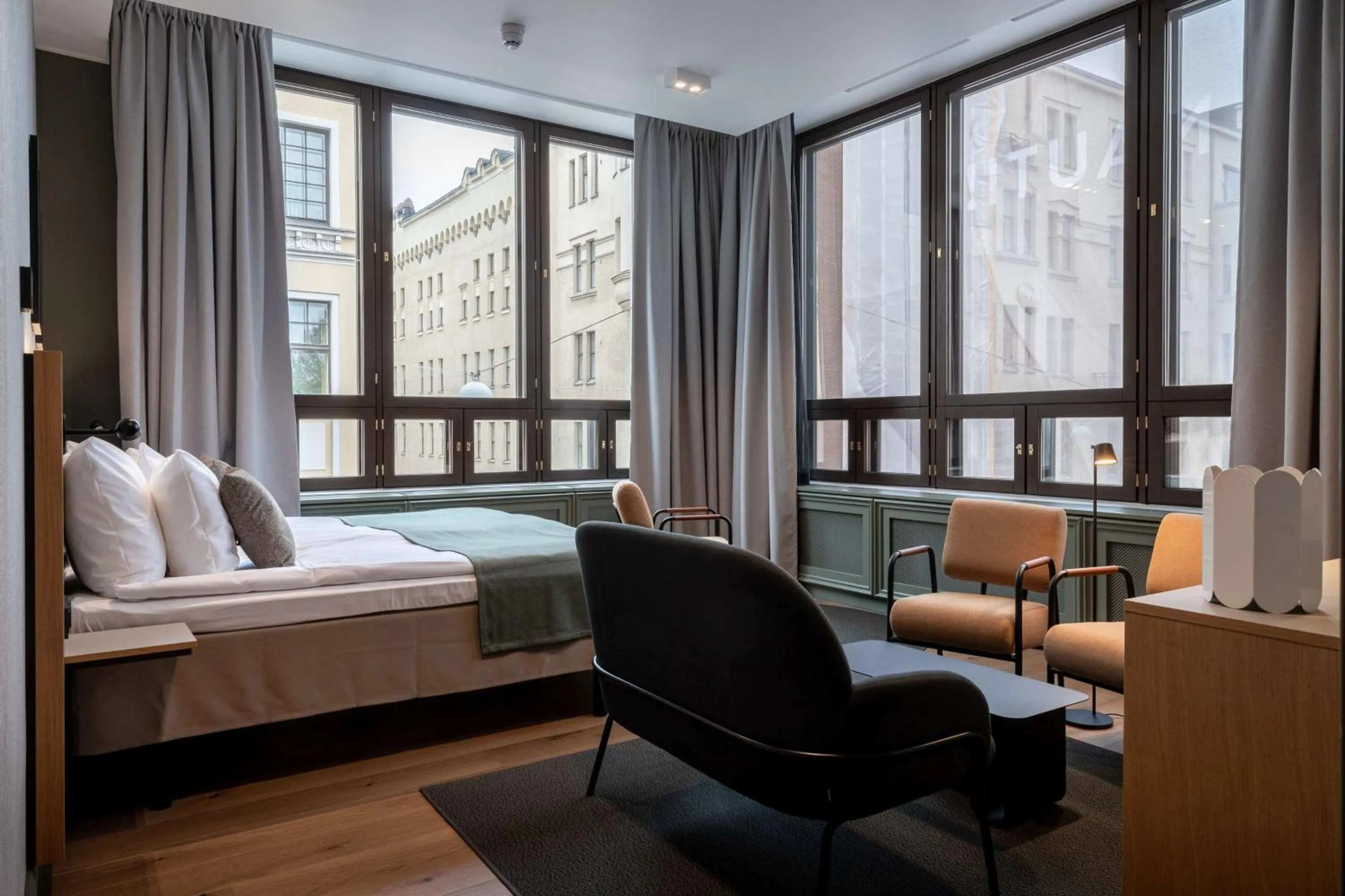 Bedroom, Bed in Scandic Helsinki Hub