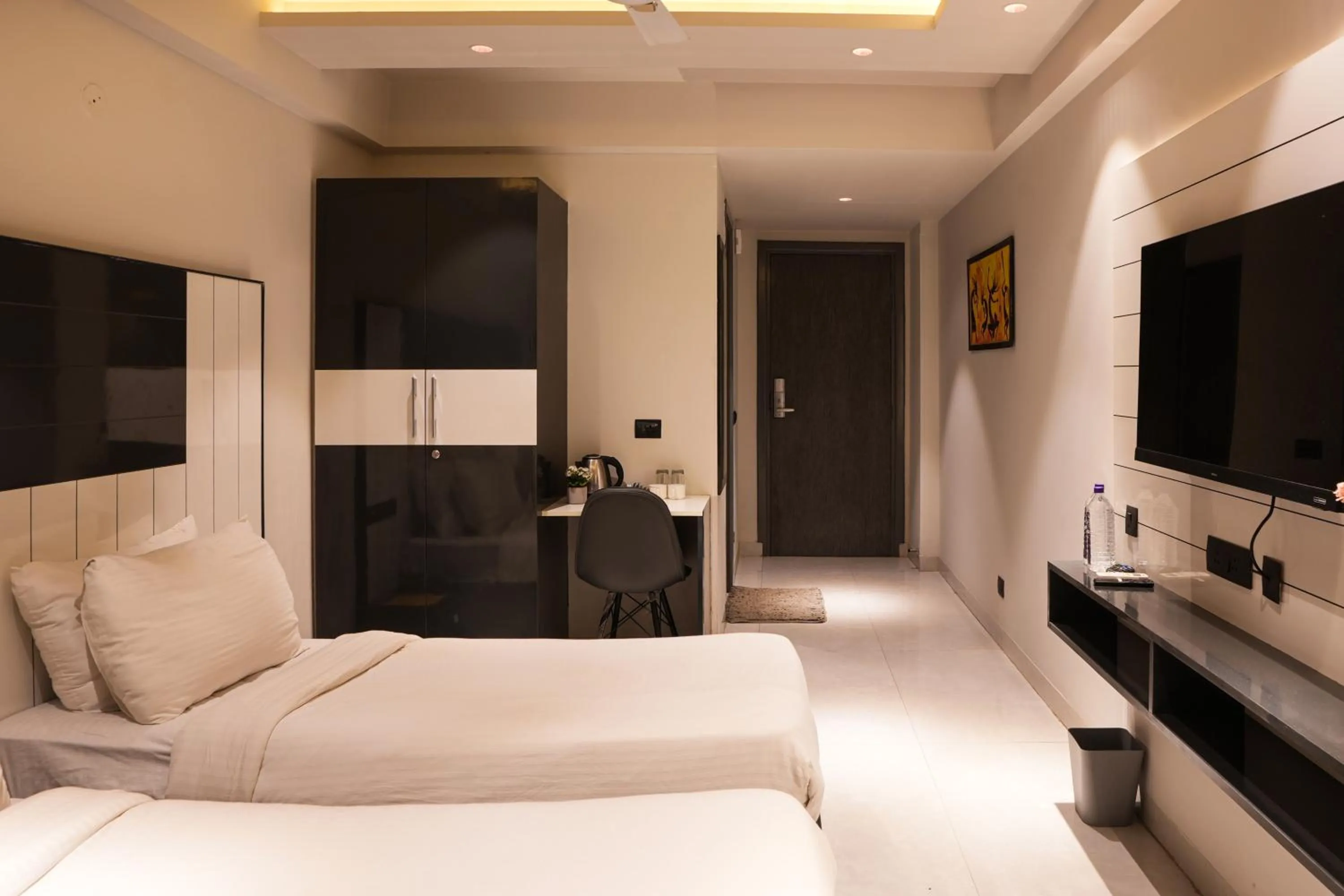 Bedroom, Bed in METRO STUDIOS