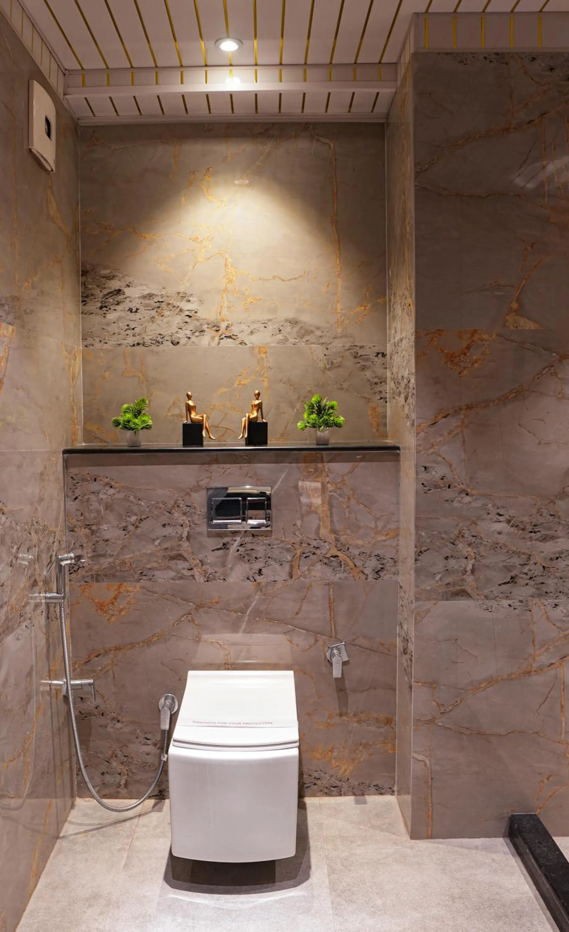 Bathroom in METRO STUDIOS