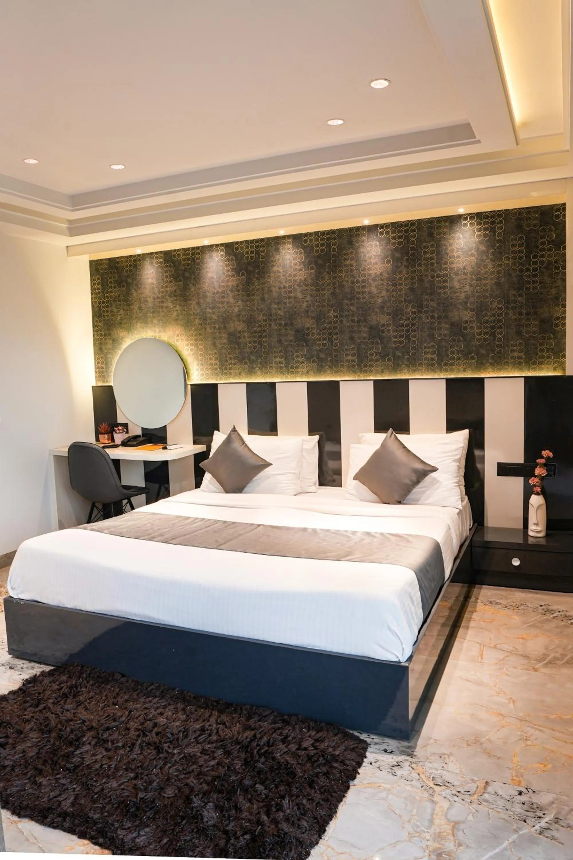 Bedroom, Bed in METRO STUDIOS