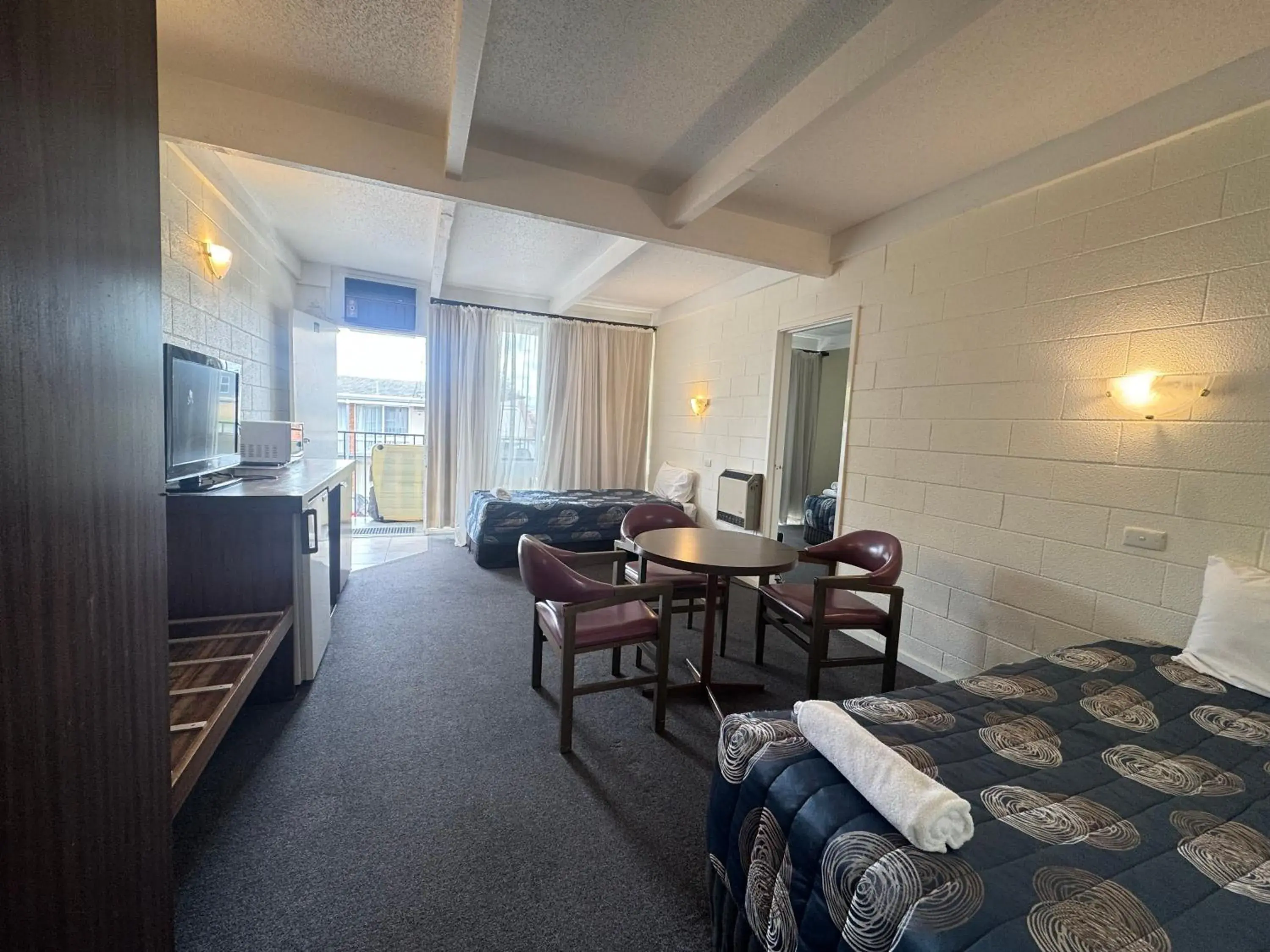 Standard Family Room in LaTrobe Motel Morwell Standard Family Room in LaTrobe Motel Morwell