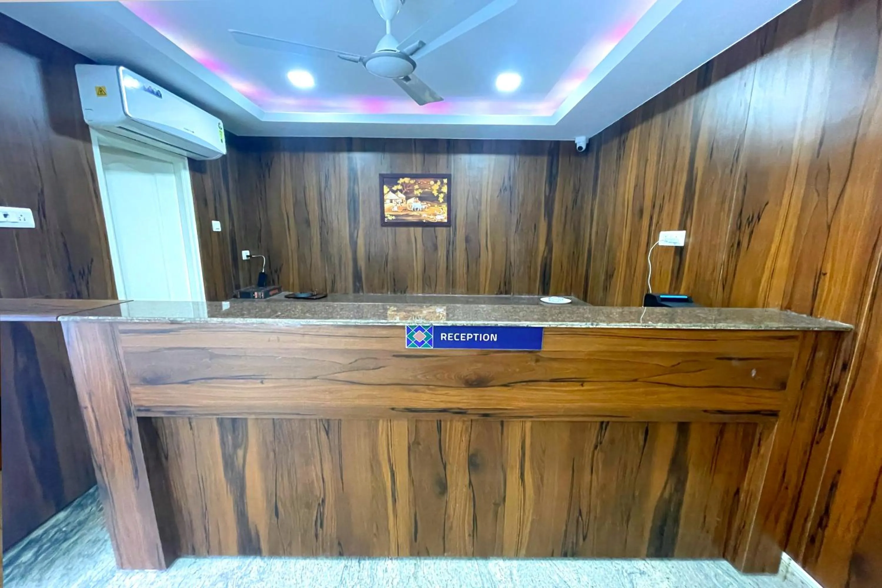 Lobby or reception in K11 Express - Opp Express Avenue