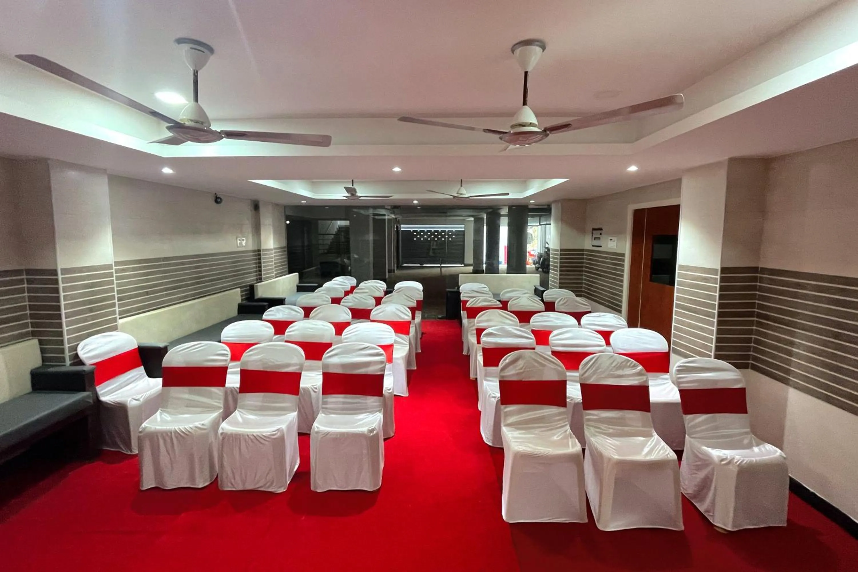 Banquet/Function facilities in K11 Express - Opp Express Avenue