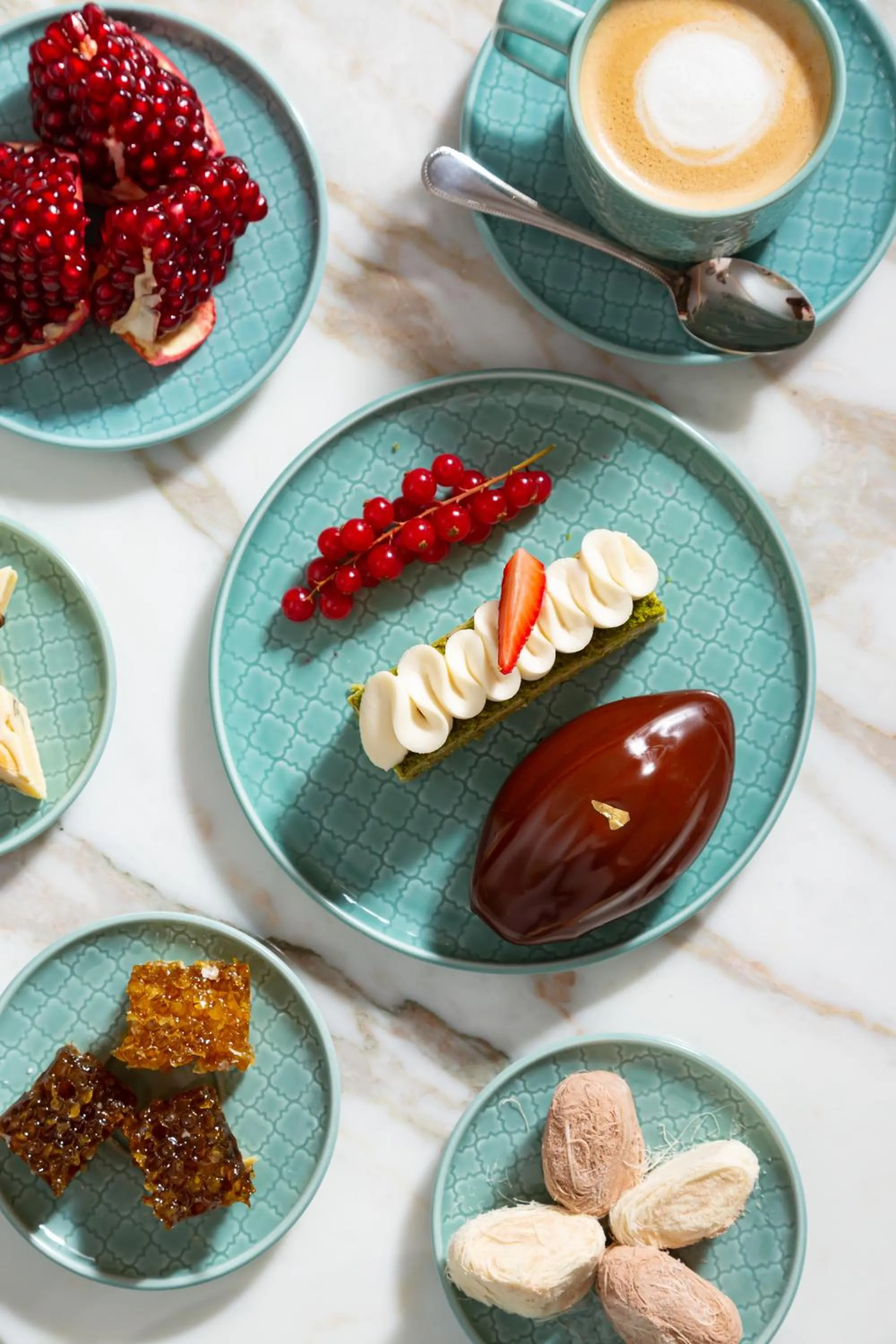 Restaurant/places to eat in Savitsky Plaza