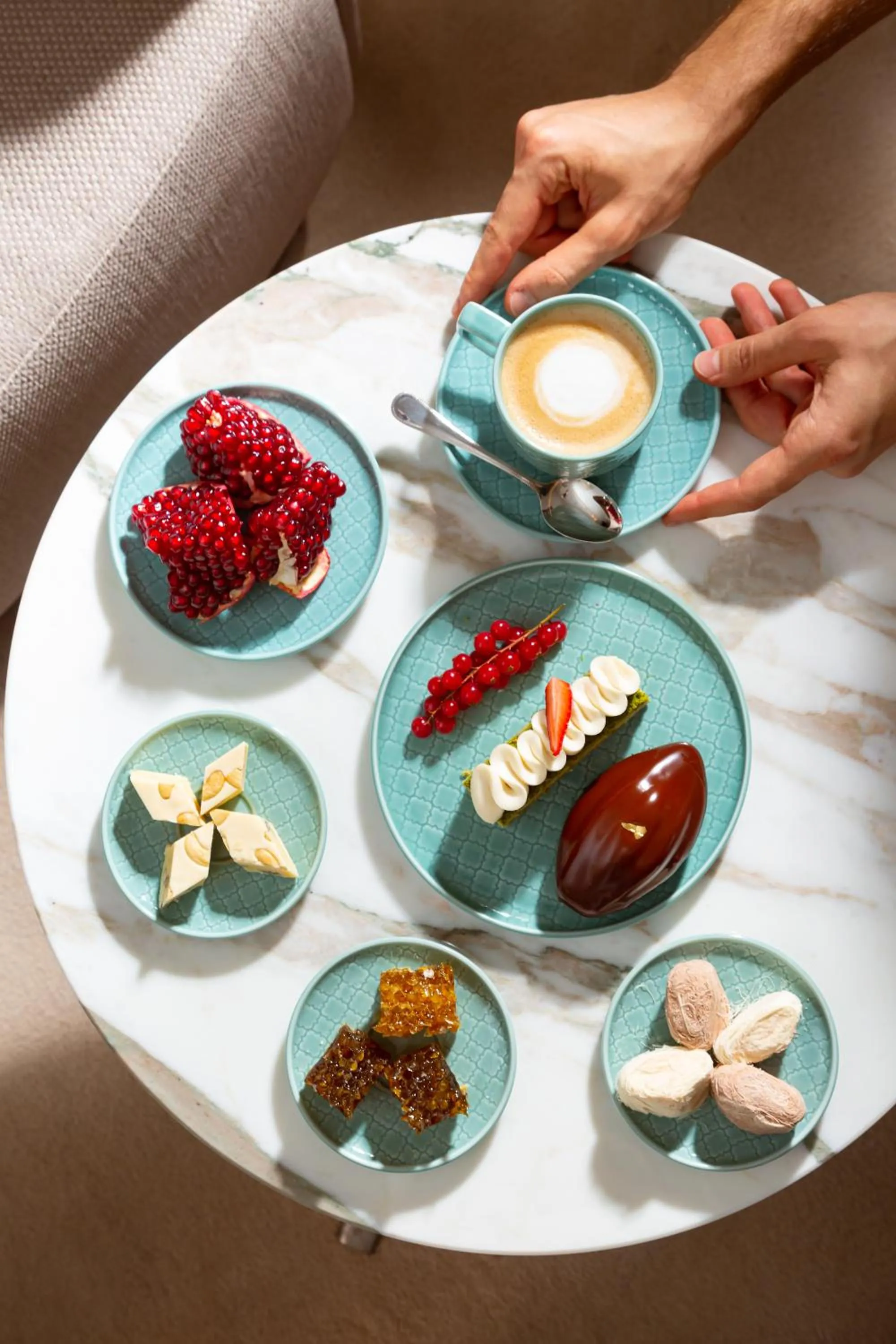 Restaurant/places to eat in Savitsky Plaza