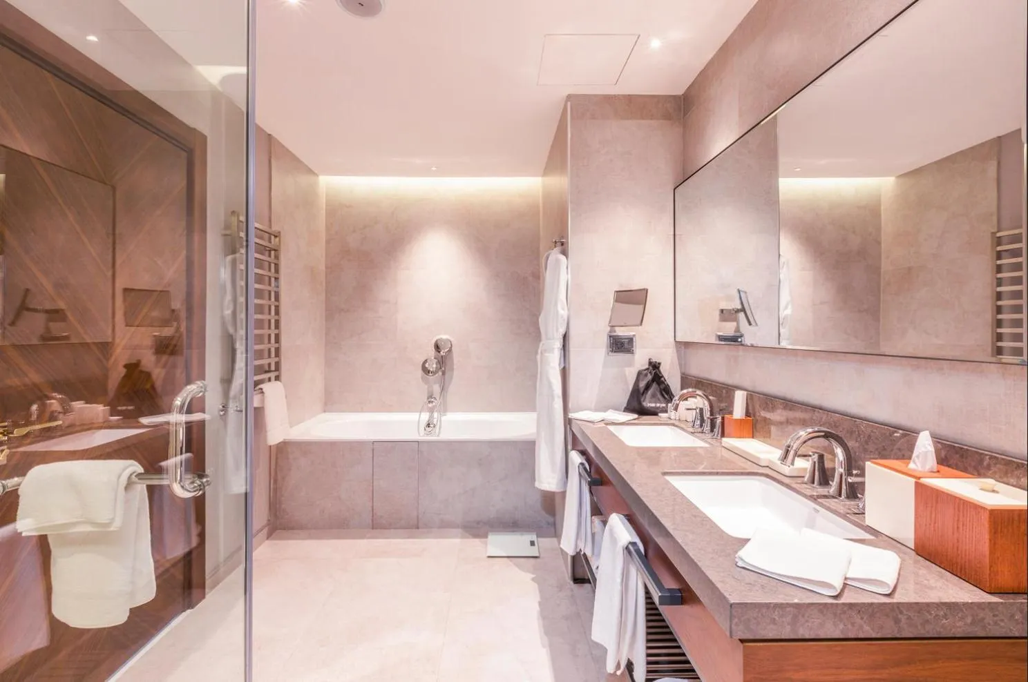 Bathroom in Hilton Garden Inn Samarkand Afrosiyob