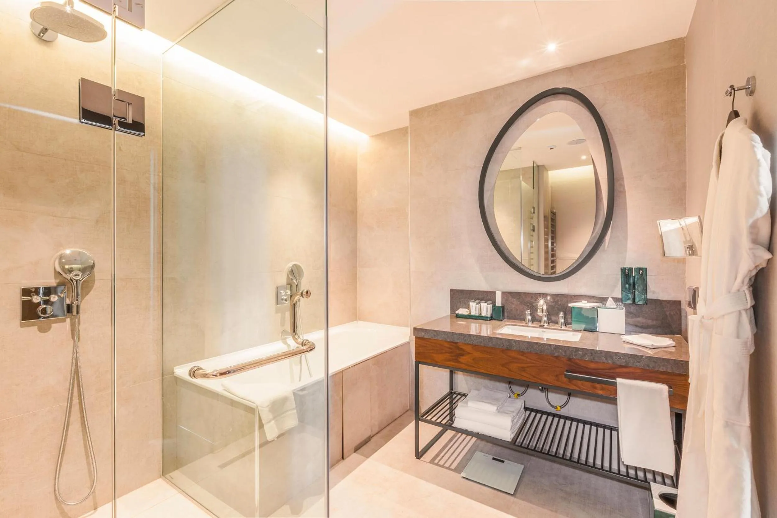 Bathroom in Hilton Garden Inn Samarkand Afrosiyob