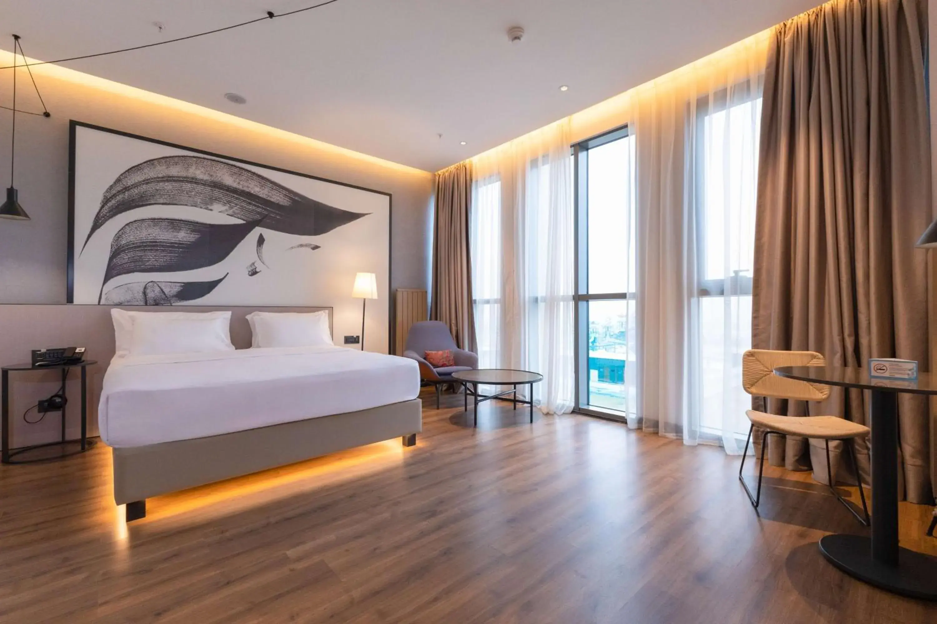 King Room - Mobility Accessible in Hilton Garden Inn Samarkand Afrosiyob King Room - Mobility Accessible in Hilton Garden Inn Samarkand Afrosiyob