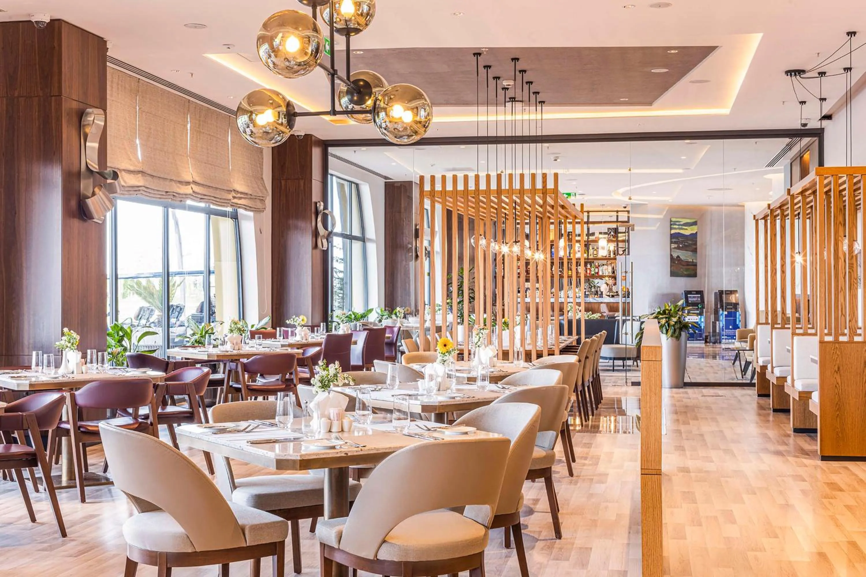 Restaurant/places to eat in Hilton Garden Inn Samarkand Afrosiyob