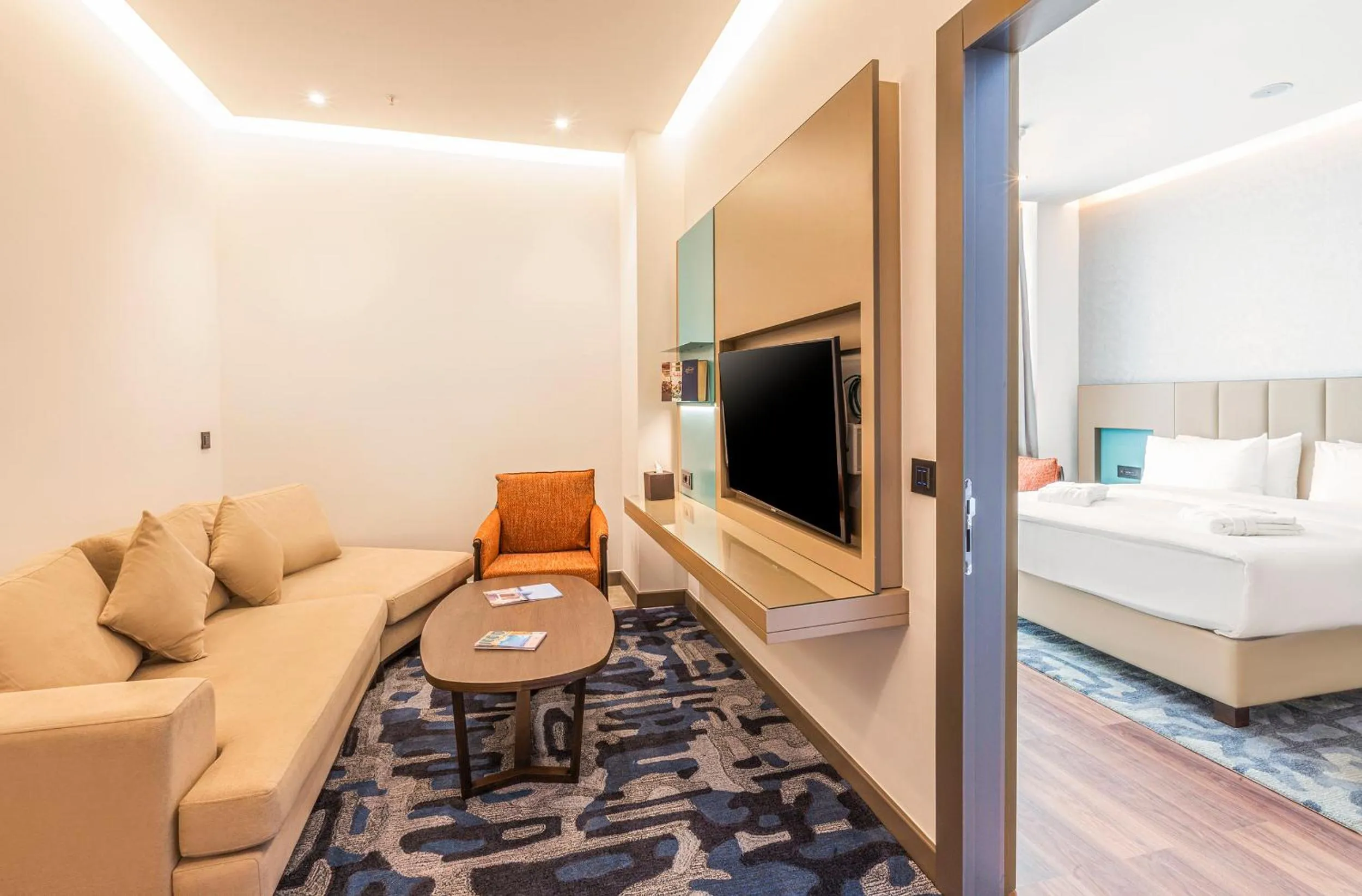 Living room, Bed in Wellness Park Hotel Bactria