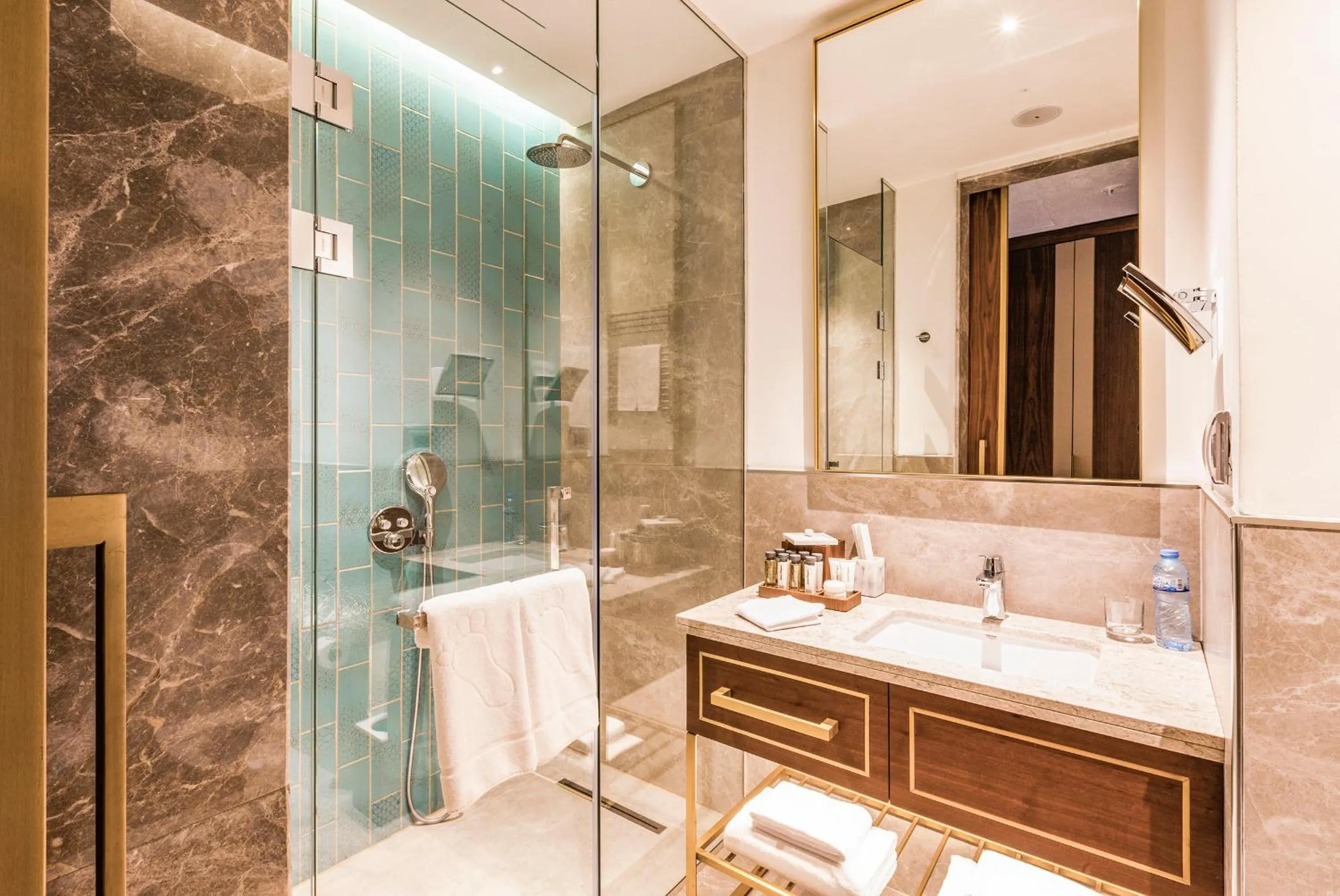 Shower in Wellness Park Hotel Turon