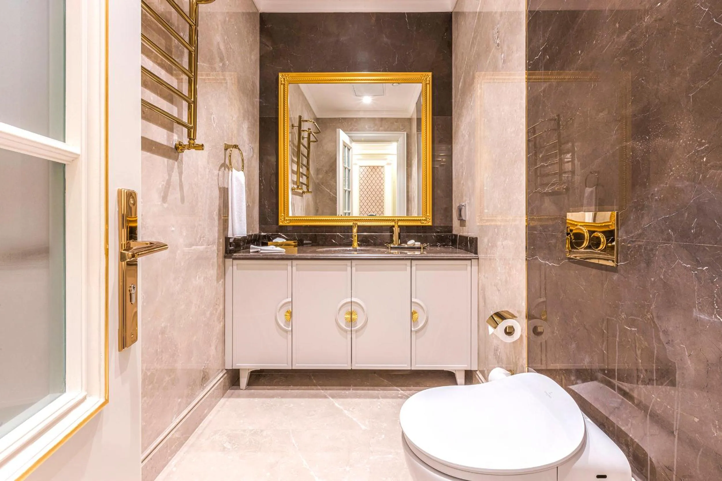 Toilet in Wellness Park Hotel Turon